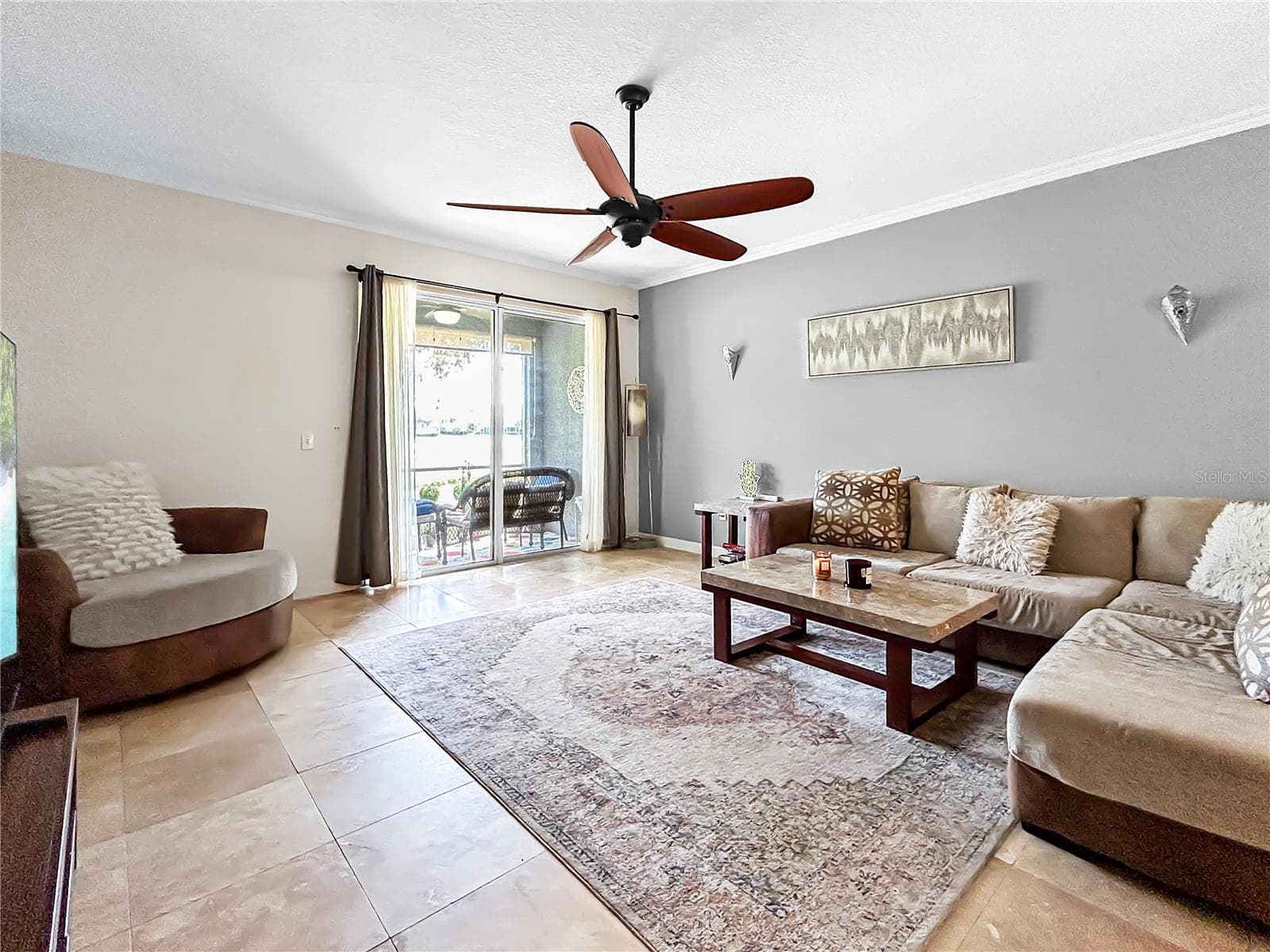 Townhouse at 18141 NASSAU POINT DR, TAMPA, photo 5 of 25