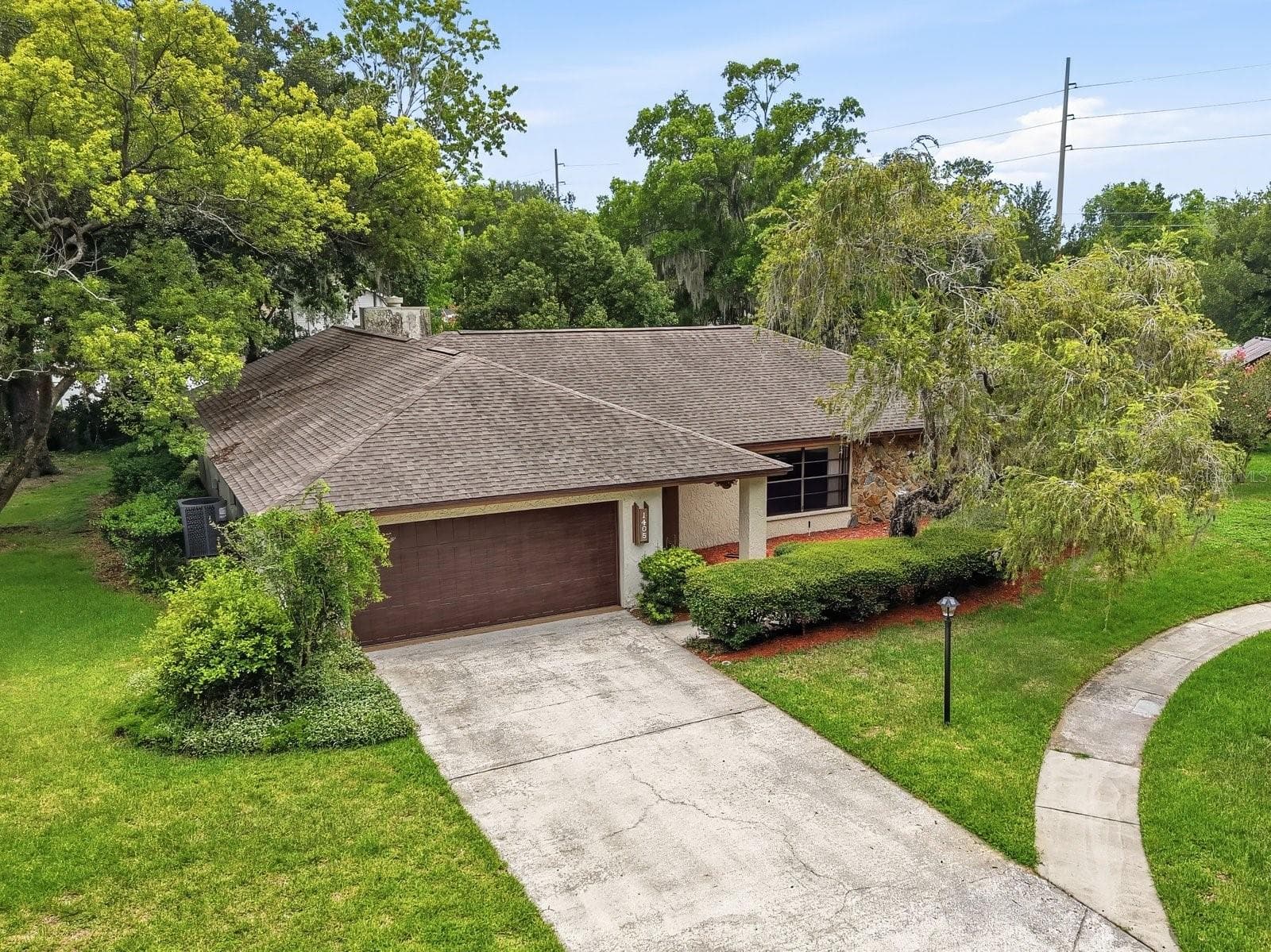 Nearly .5 Acres on a Coveted Cul de Sac Lot - 1405 LAUREL CT, PLANT CITY
