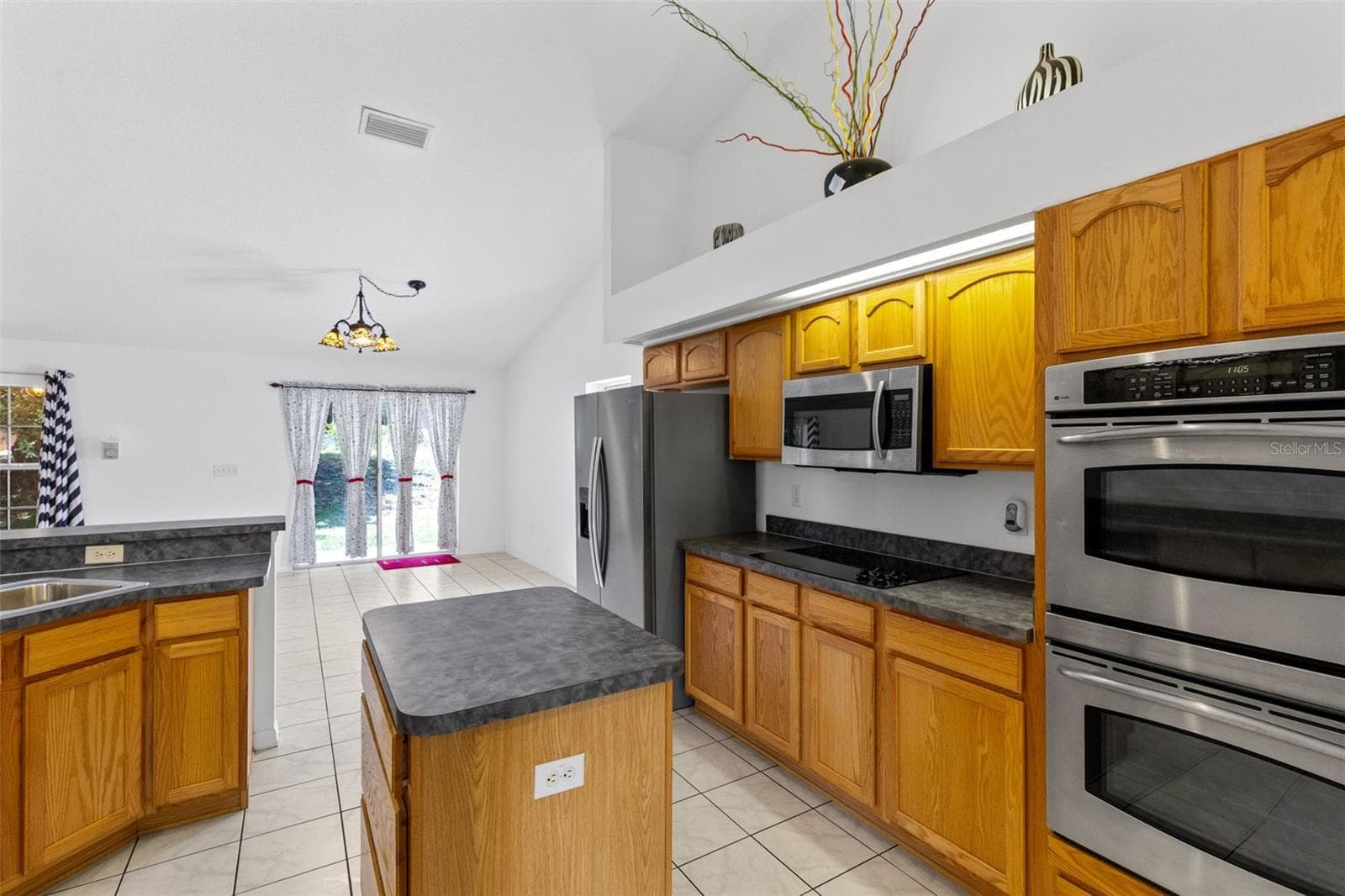 Single Family Residence at 4450 TREASURE CAY RD, TAVARES, photo 25 of 32