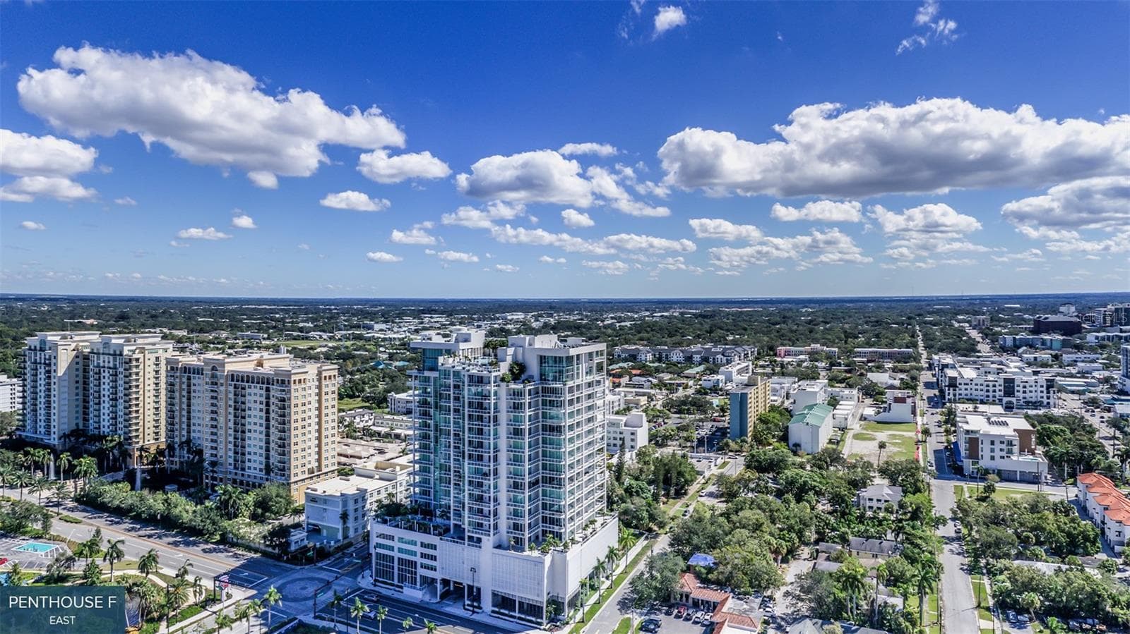Condominium at 555 QUAY COMMONS #2001, SARASOTA, photo 3 of 11