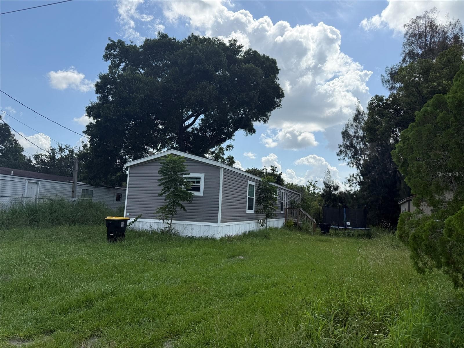 Manufactured Home at 3035 CRYSTAL HILLS DR, LAKELAND, photo 9 of 45
