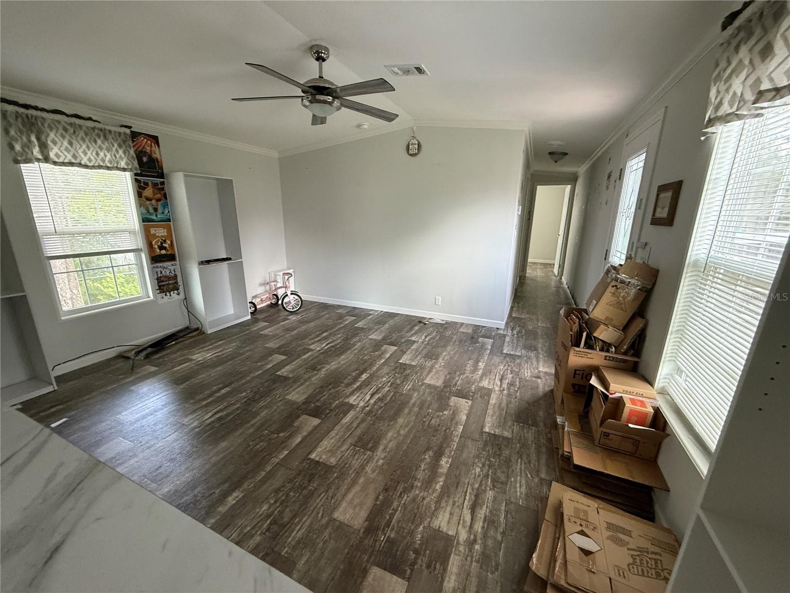 Manufactured Home at 3035 CRYSTAL HILLS DR, LAKELAND, photo 15 of 45