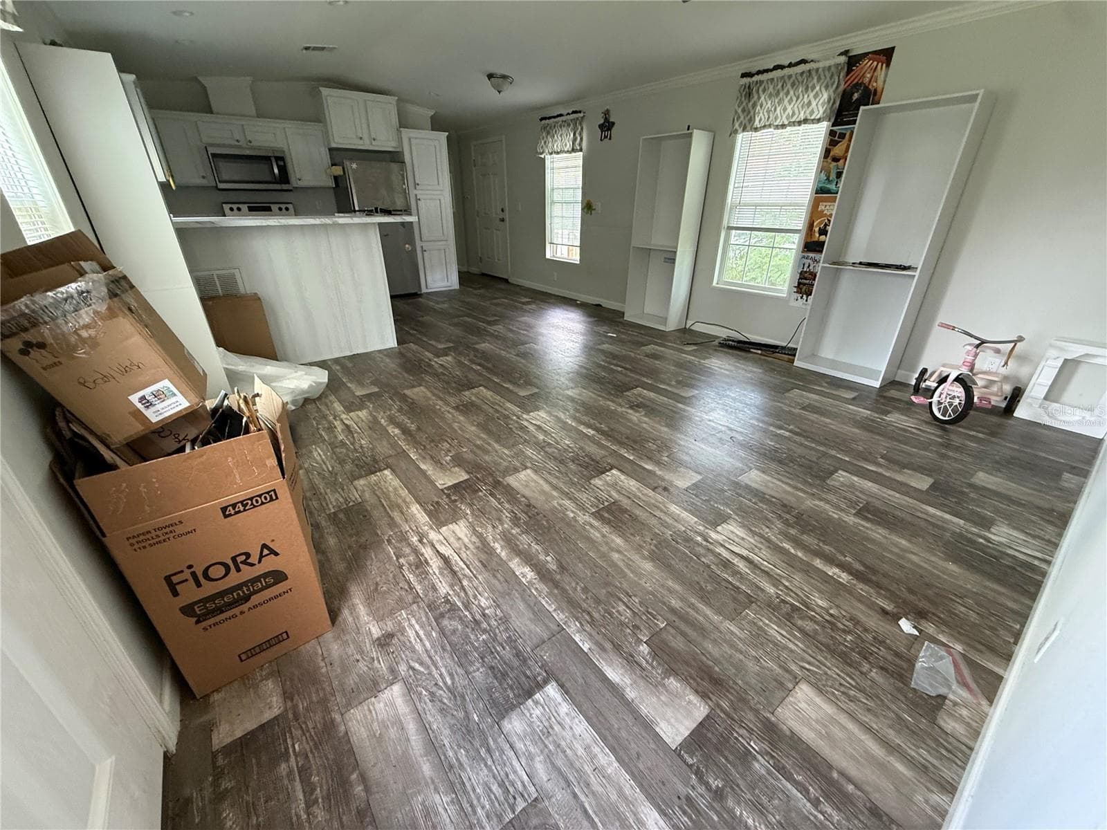 Virtually staged - 3035 CRYSTAL HILLS DR, LAKELAND