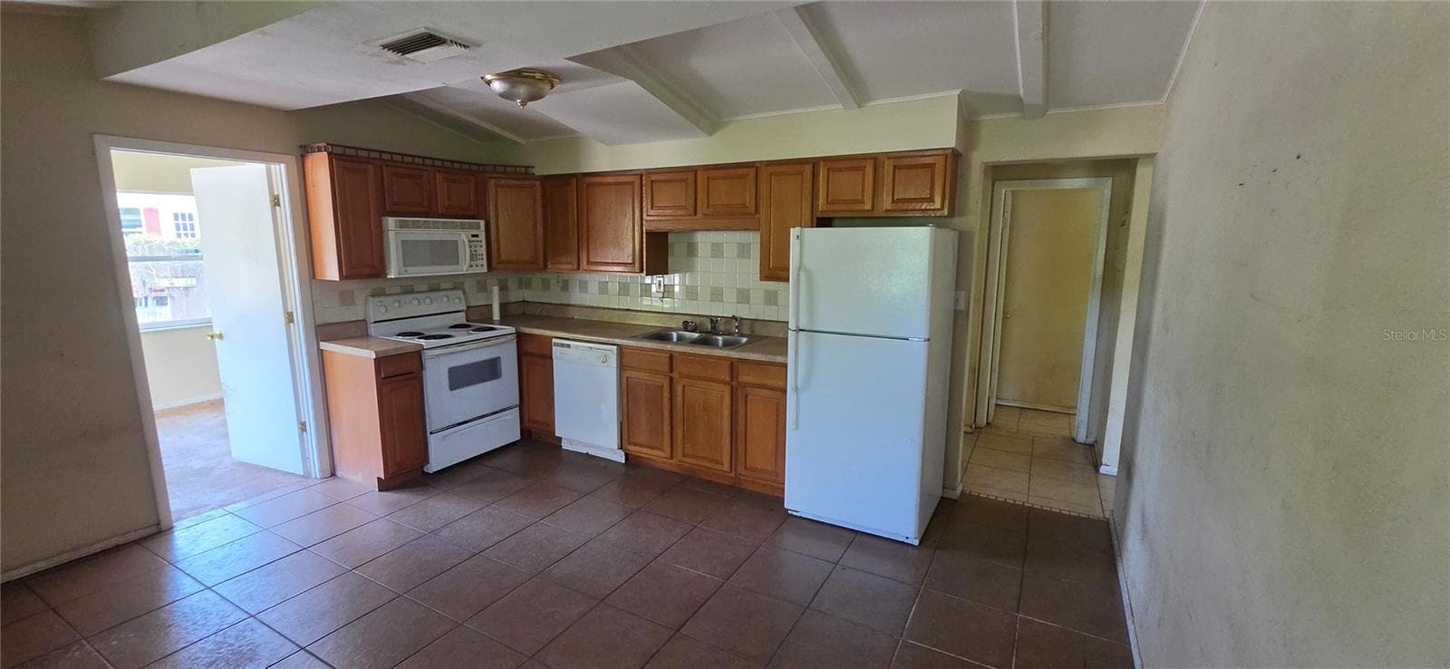 Single Family Residence at 8944 MARIGOLD DR, NEW PORT RICHEY, photo 5 of 35