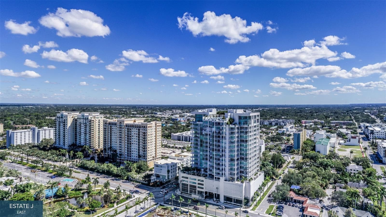 Condominium at 555 QUAY COMMONS #1704, SARASOTA, photo 3 of 19