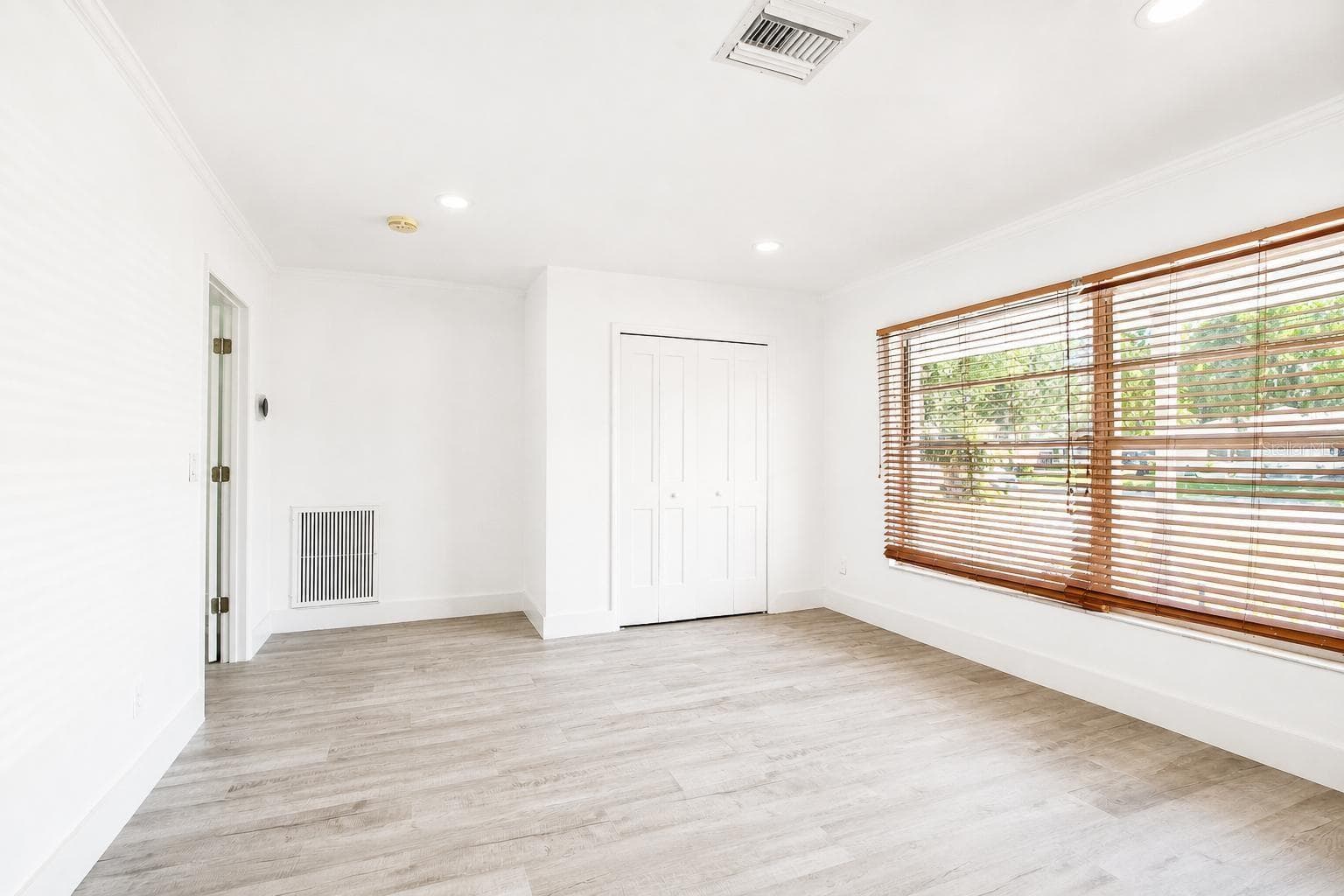 Triplex at LAKE REGION PARADISE IS, HAINES CITY, photo 13 of 25