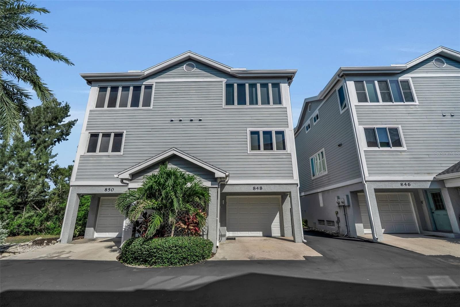 Townhouse at 848 EVERGREEN WAY, LONGBOAT KEY, photo 2 of 66