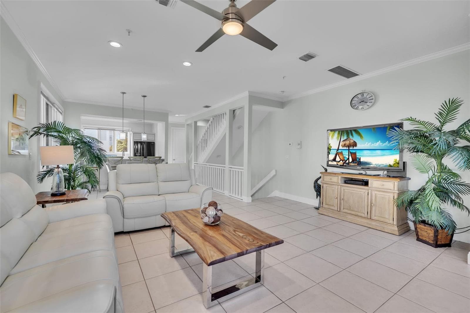 Townhouse at 848 EVERGREEN WAY, LONGBOAT KEY, photo 3 of 66
