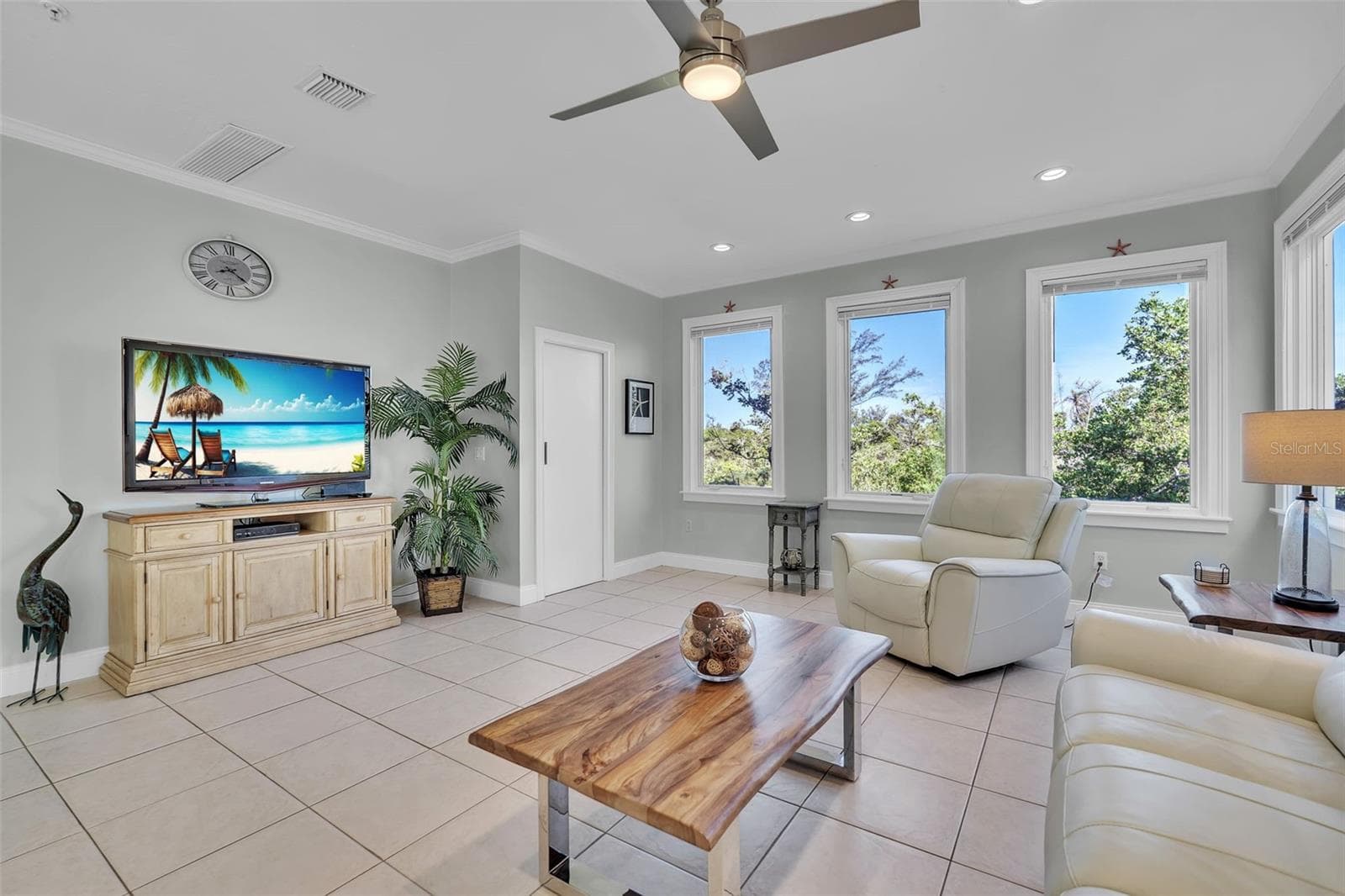 Townhouse at 848 EVERGREEN WAY, LONGBOAT KEY, photo 8 of 66