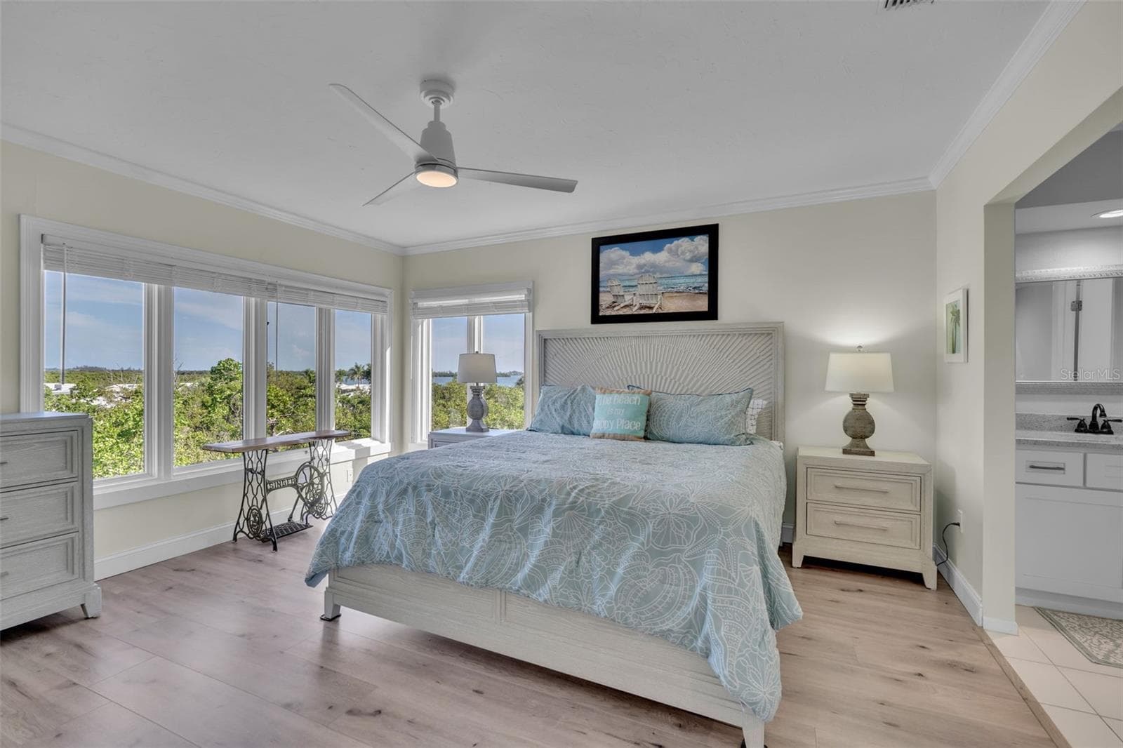 Townhouse at 848 EVERGREEN WAY, LONGBOAT KEY, photo 14 of 66