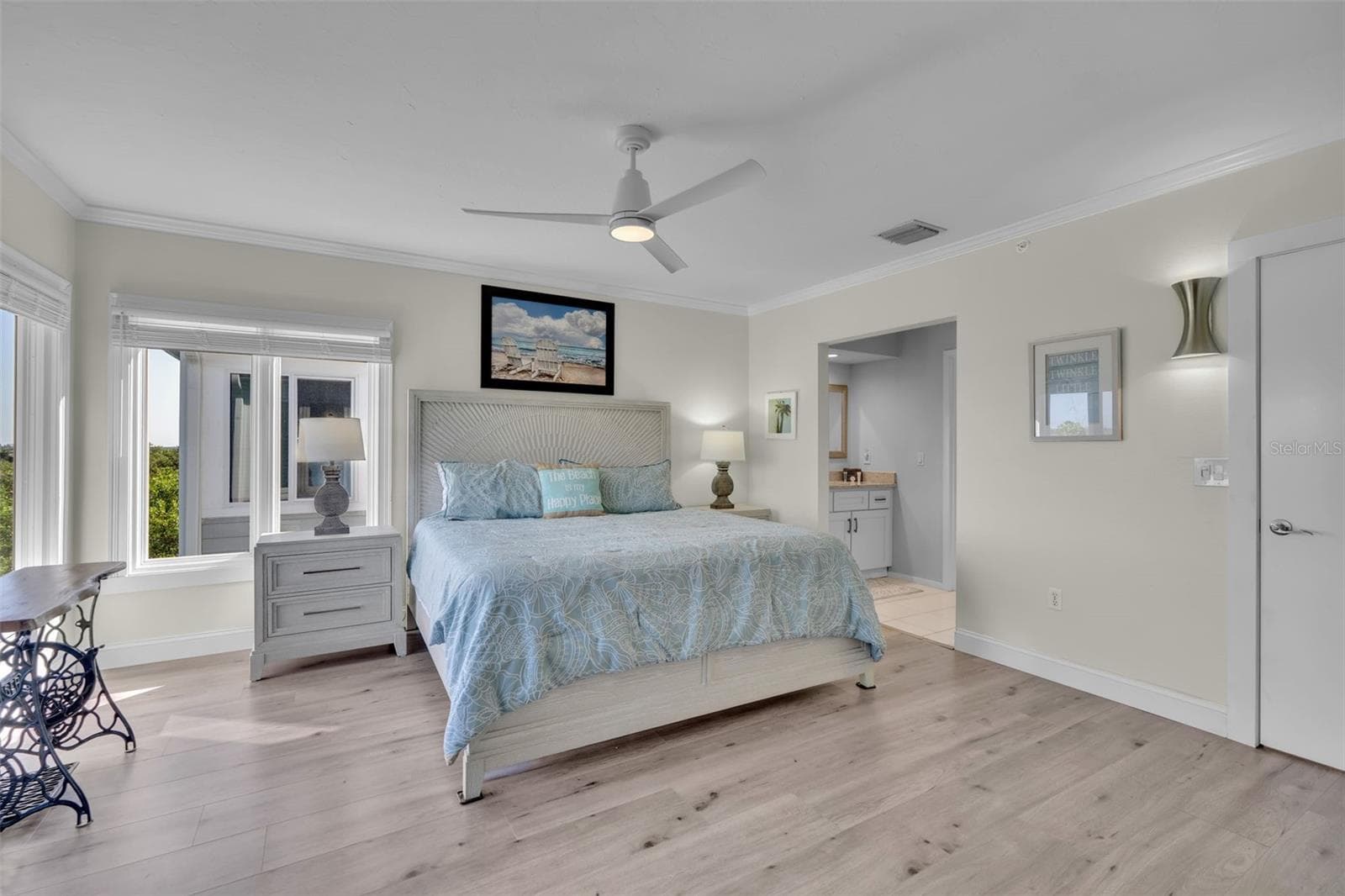 Townhouse at 848 EVERGREEN WAY, LONGBOAT KEY, photo 15 of 66