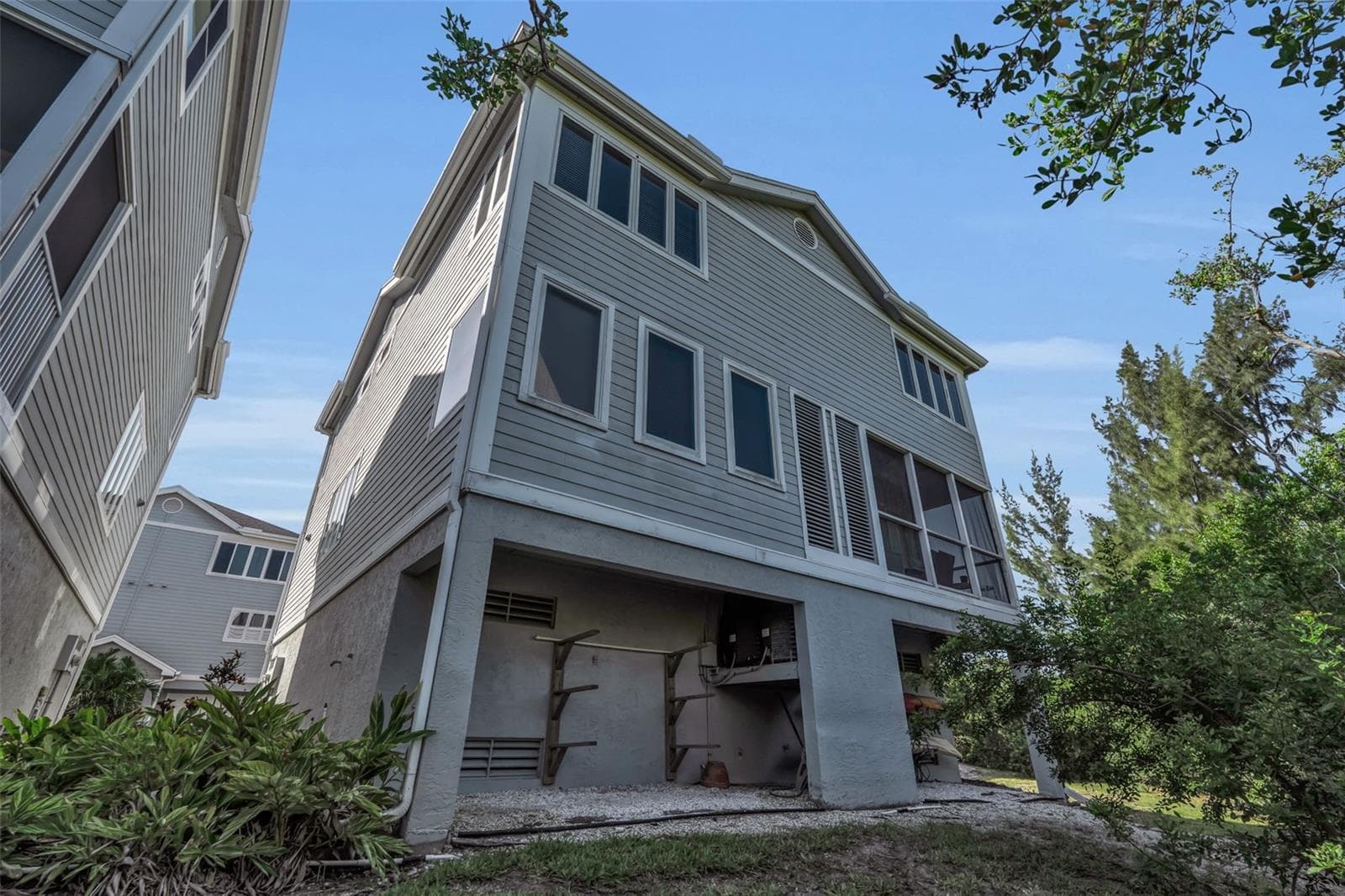 Townhouse at 848 EVERGREEN WAY, LONGBOAT KEY, photo 37 of 66