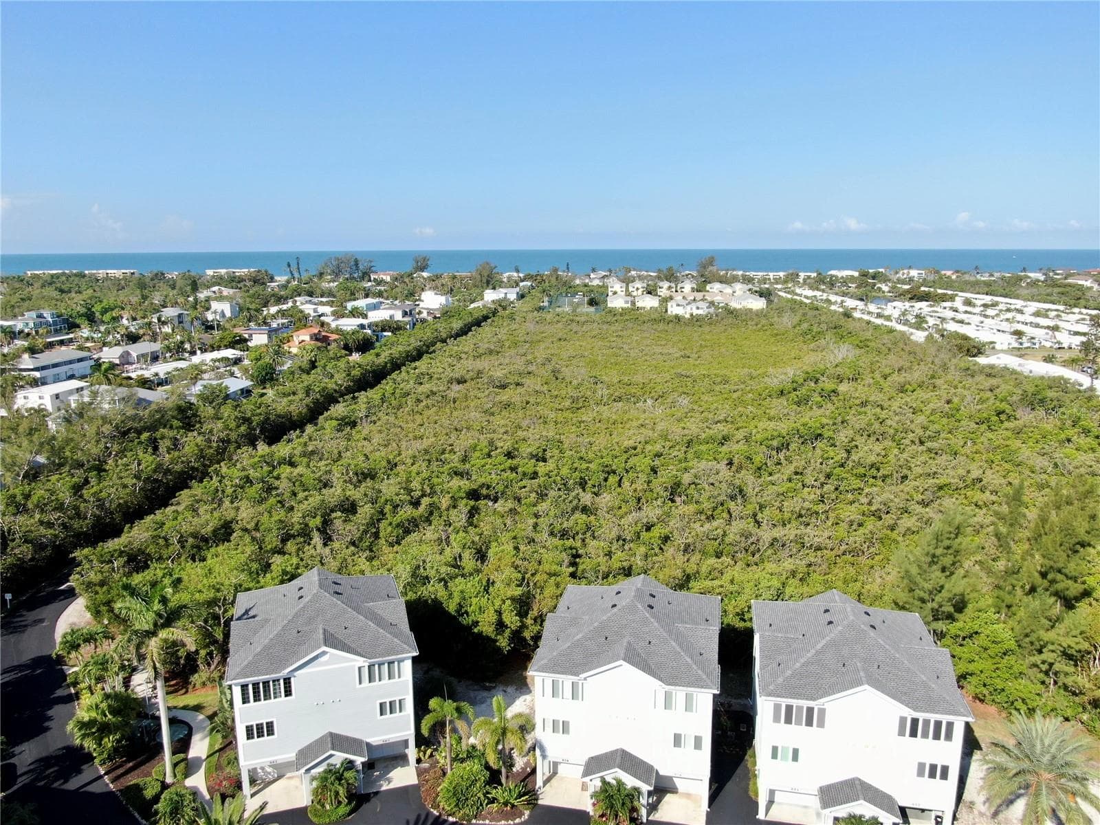 Townhouse at 848 EVERGREEN WAY, LONGBOAT KEY, photo 42 of 66