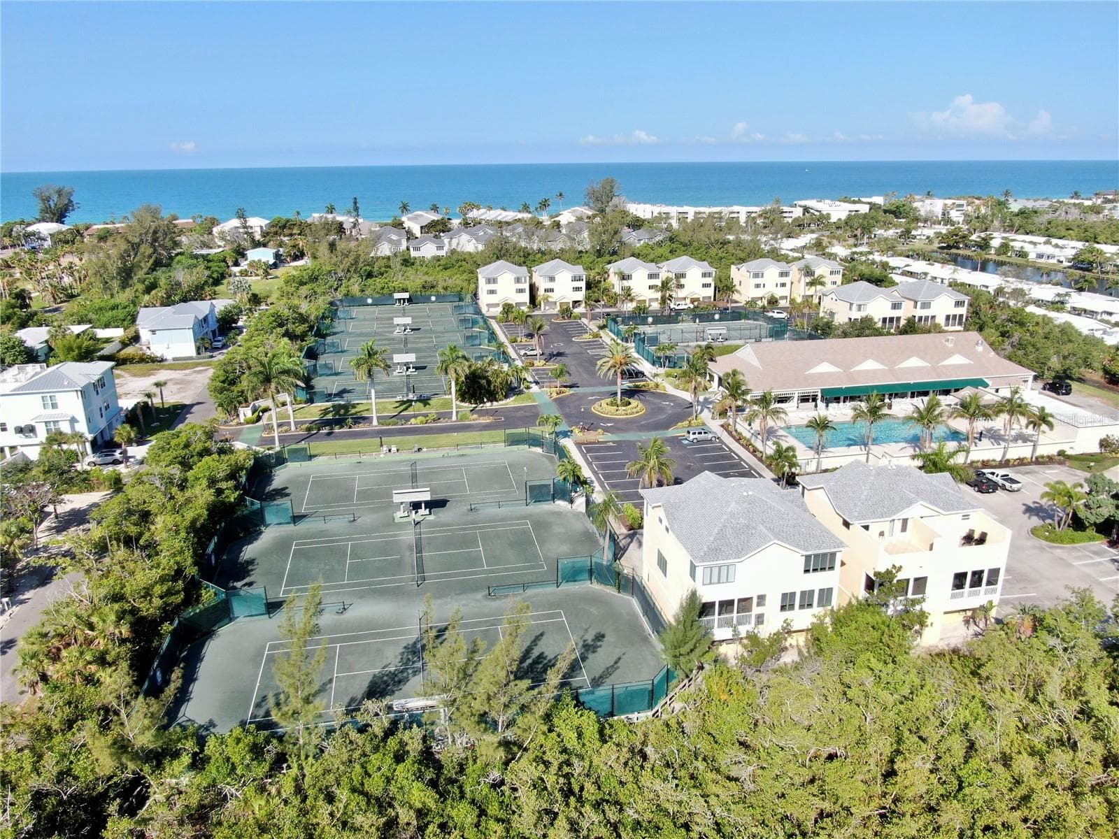 Townhouse at 848 EVERGREEN WAY, LONGBOAT KEY, photo 43 of 66