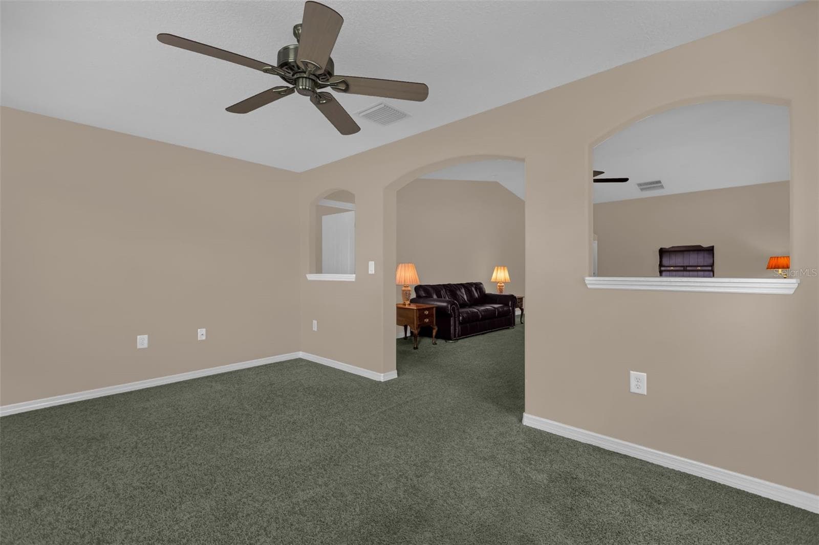 Florida Room - 5901 CANDLE GLOW PL, LEESBURG