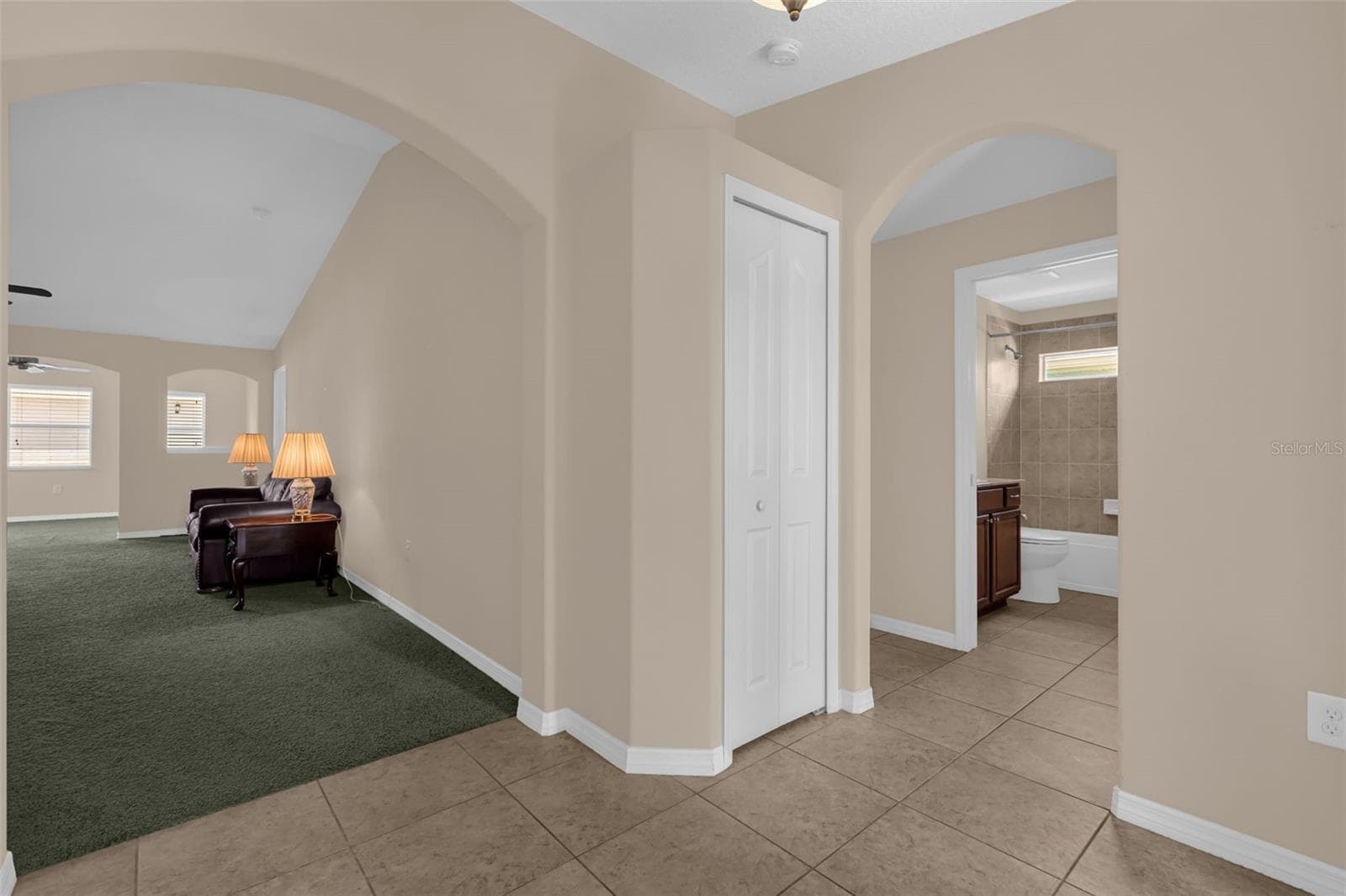 Foyer - 5901 CANDLE GLOW PL, LEESBURG