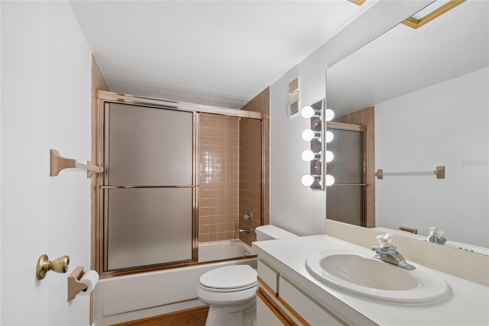 2nd Bathroom - 11800 PARK BLVD #401, SEMINOLE