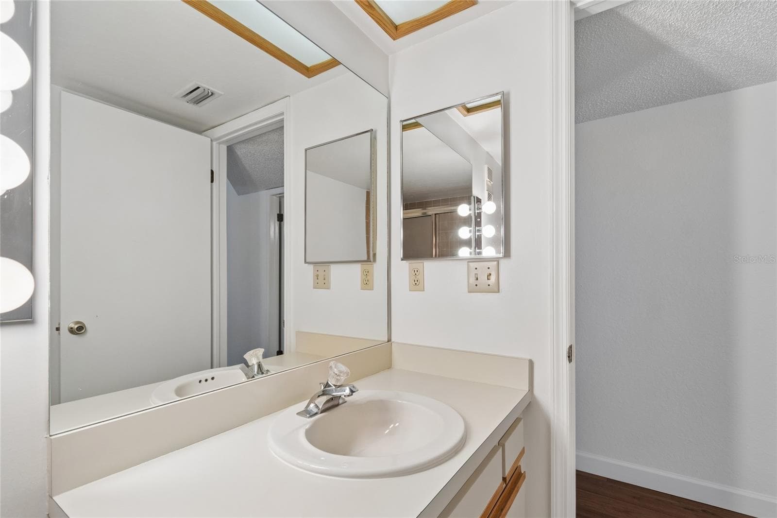 2nd Bathroom - 11800 PARK BLVD #401, SEMINOLE
