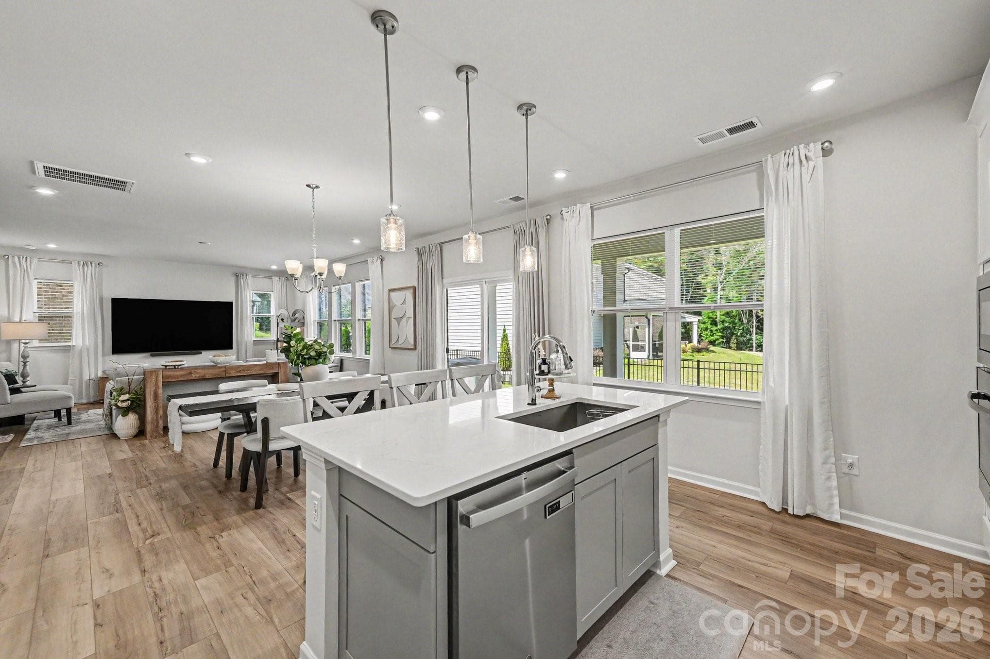 Gourmet Kitchen w/ exhaust - 8230 Franklin Trail Street, Charlotte