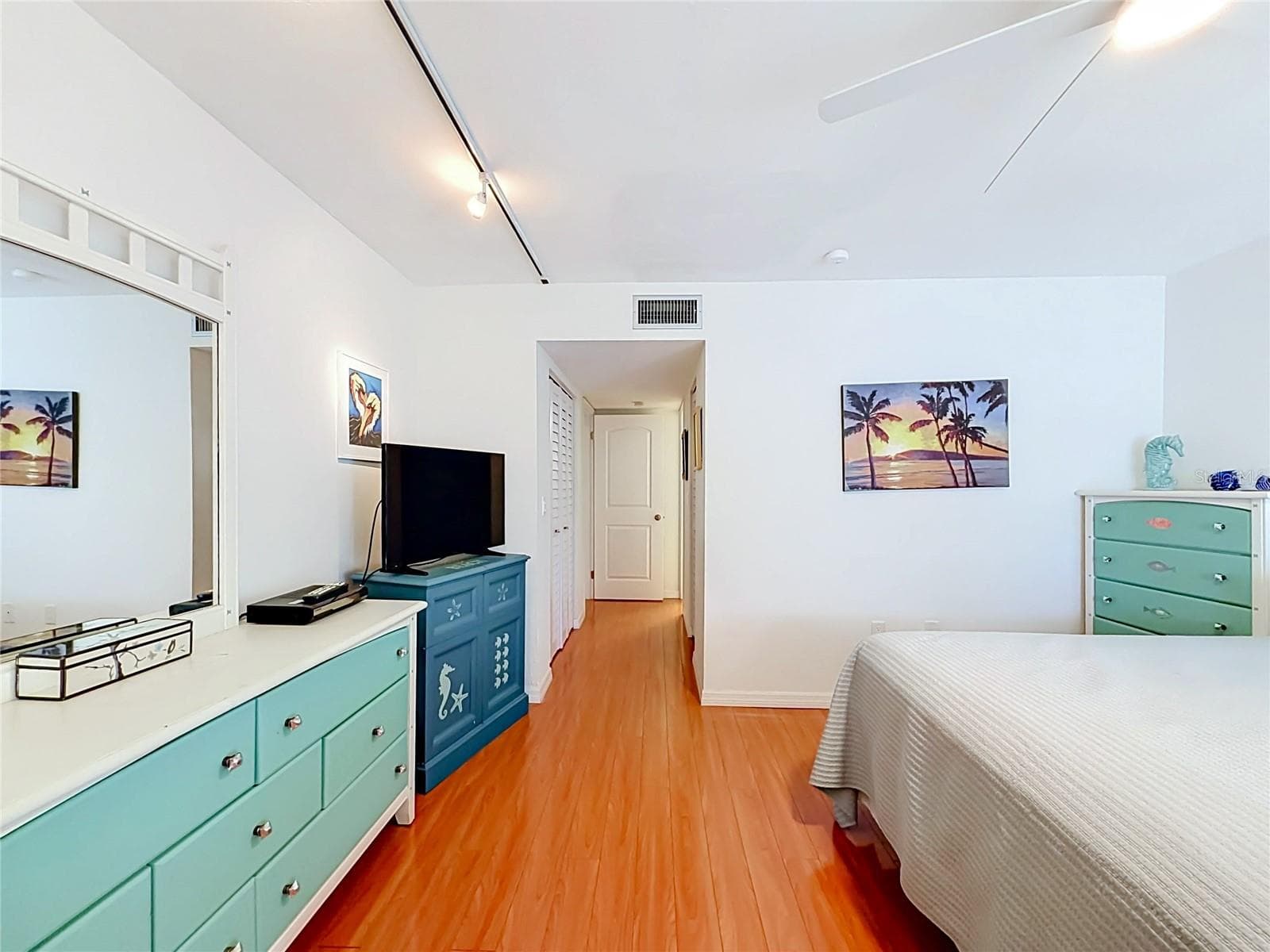 Condominium at 1801 GULF DR N #248, BRADENTON BEACH, photo 20 of 64