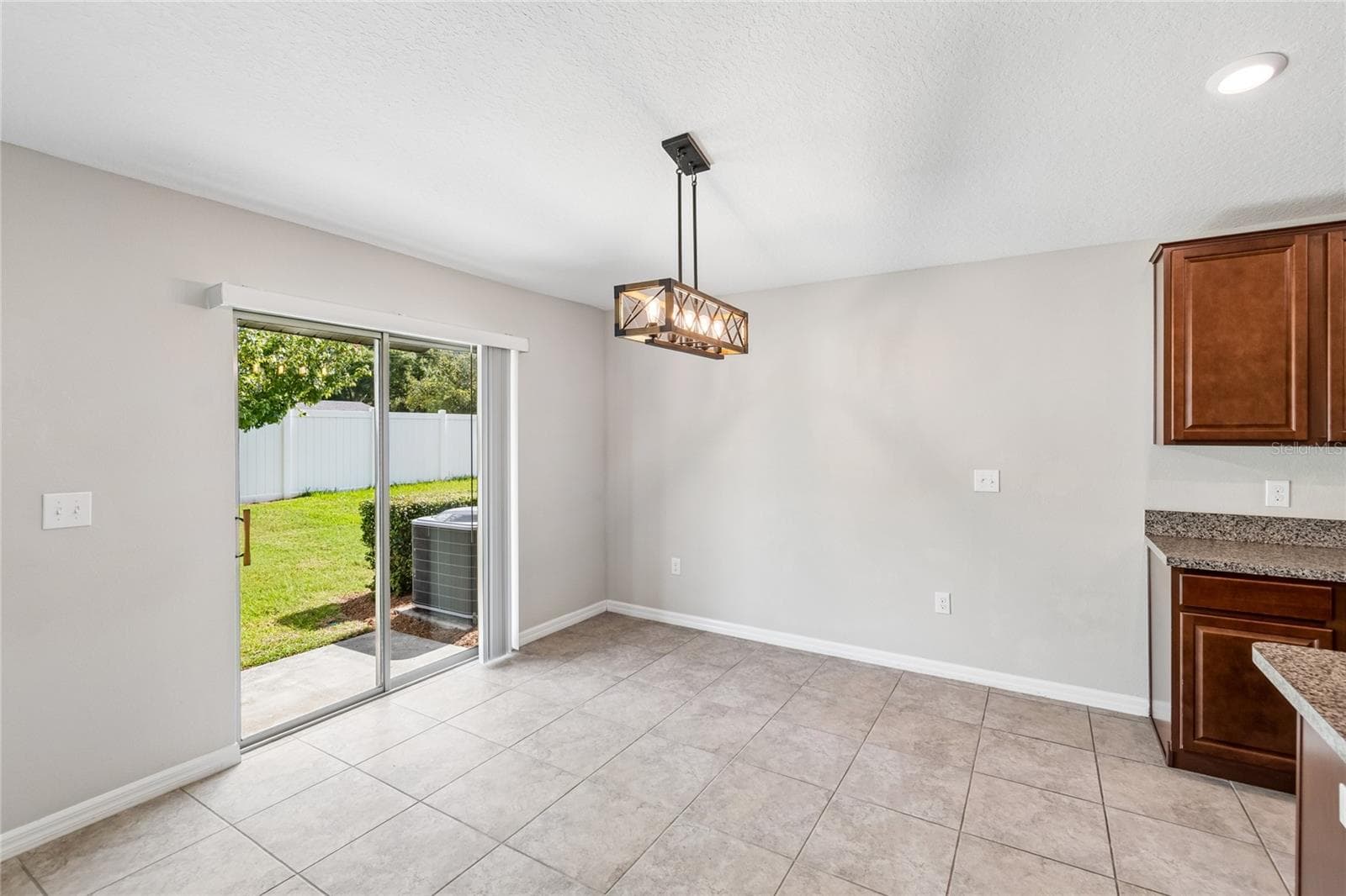 Single Family Residence at 3706 CAT MINT ST, TAMPA, photo 9 of 25
