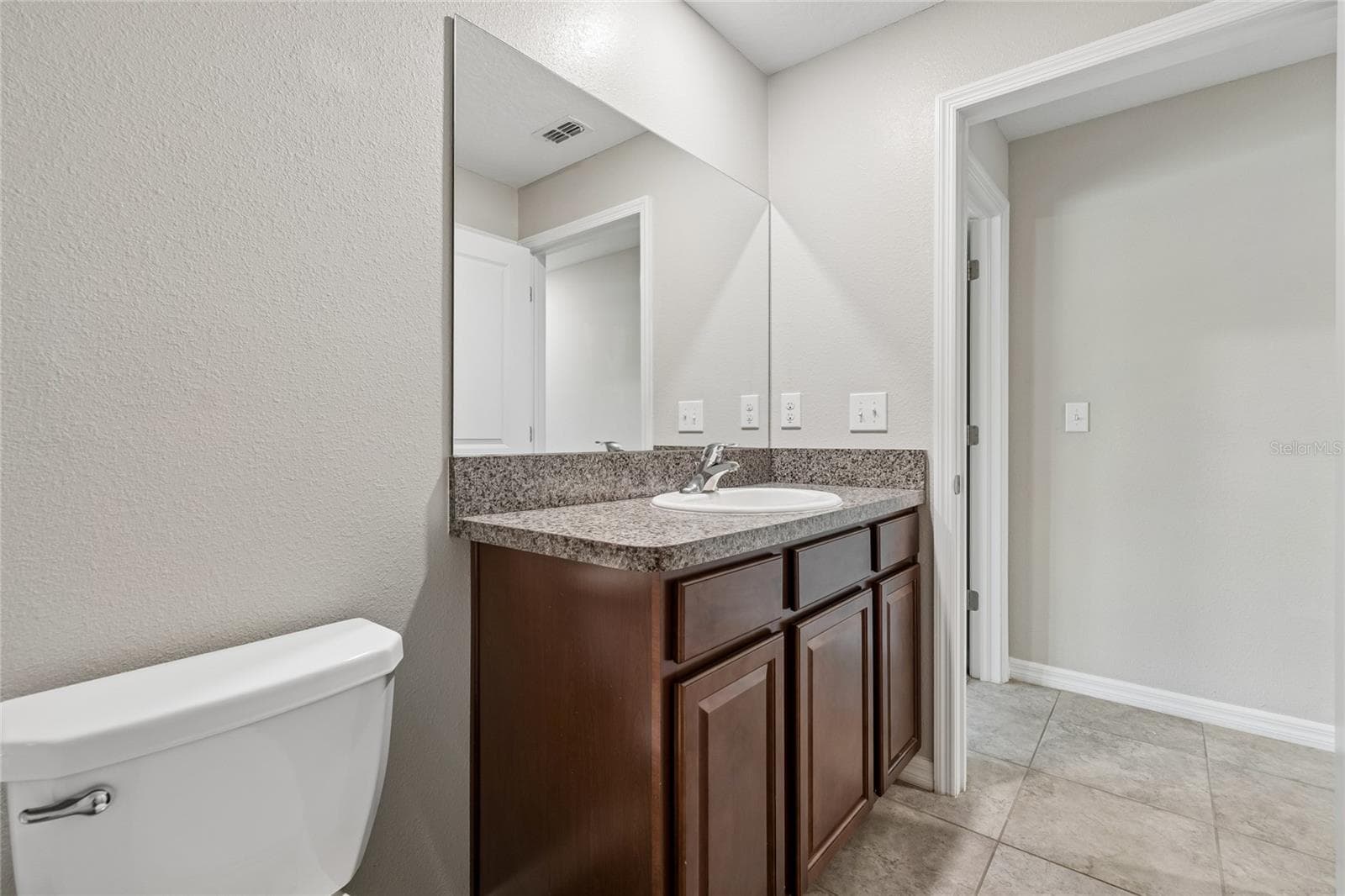 Single Family Residence at 3706 CAT MINT ST, TAMPA, photo 16 of 25