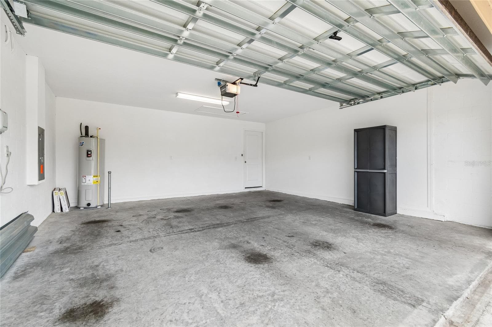 Single Family Residence at 3706 CAT MINT ST, TAMPA, photo 21 of 25