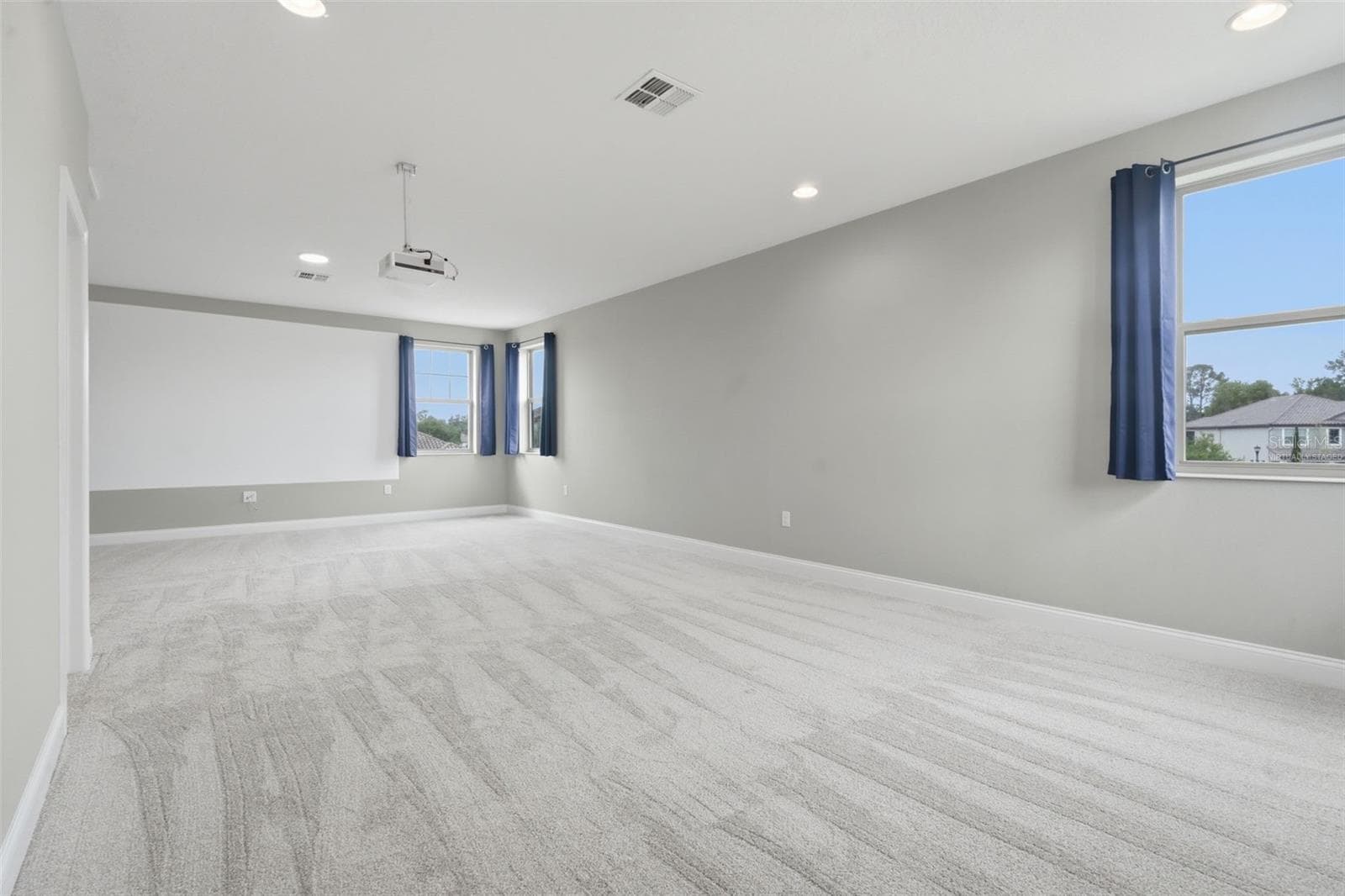 Virtually staged - 251 TEDDY RUSHING ST, DEBARY