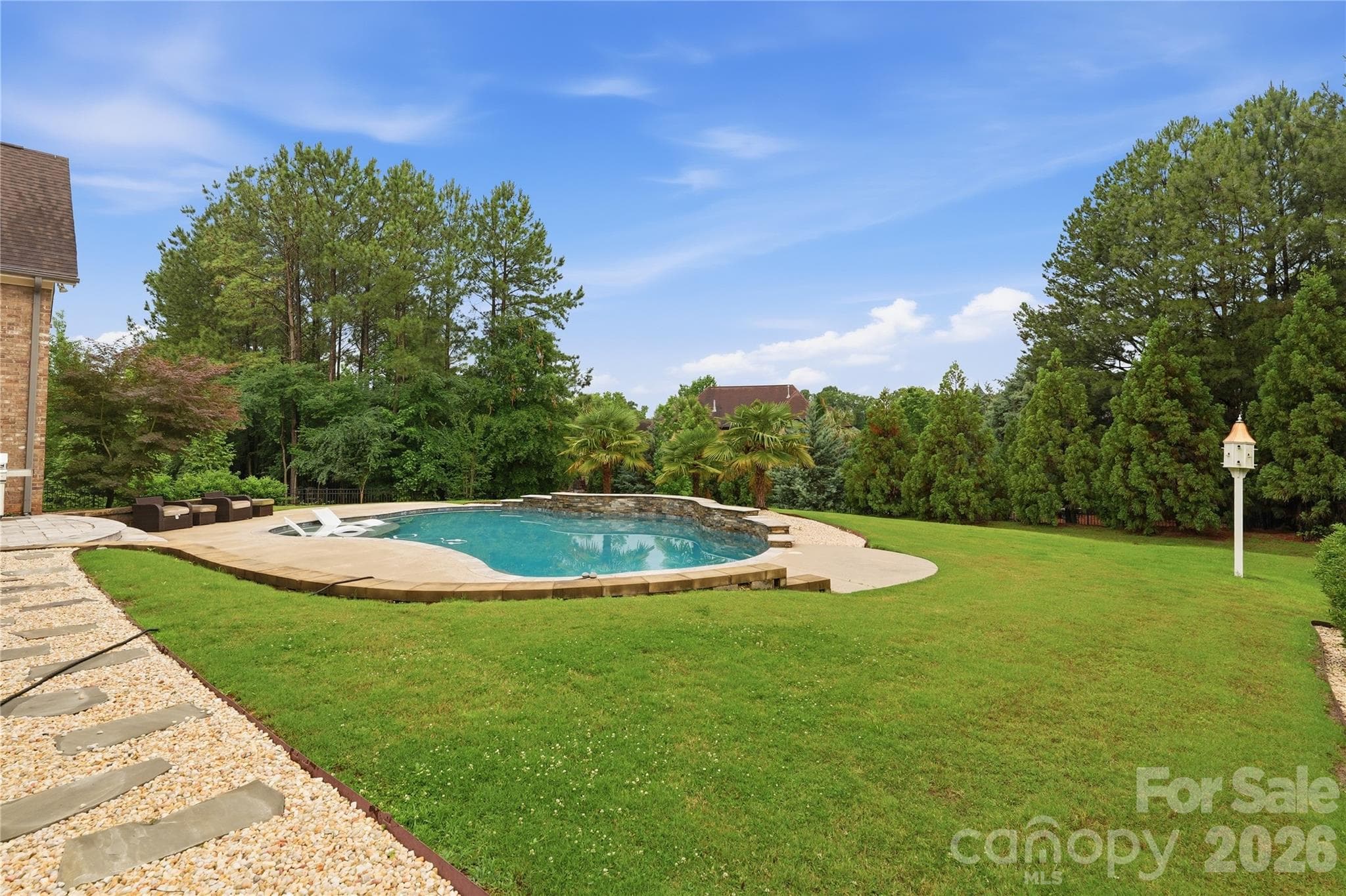 Single Family Residence at 1016 Ladera Drive, Waxhaw, photo 13 of 48