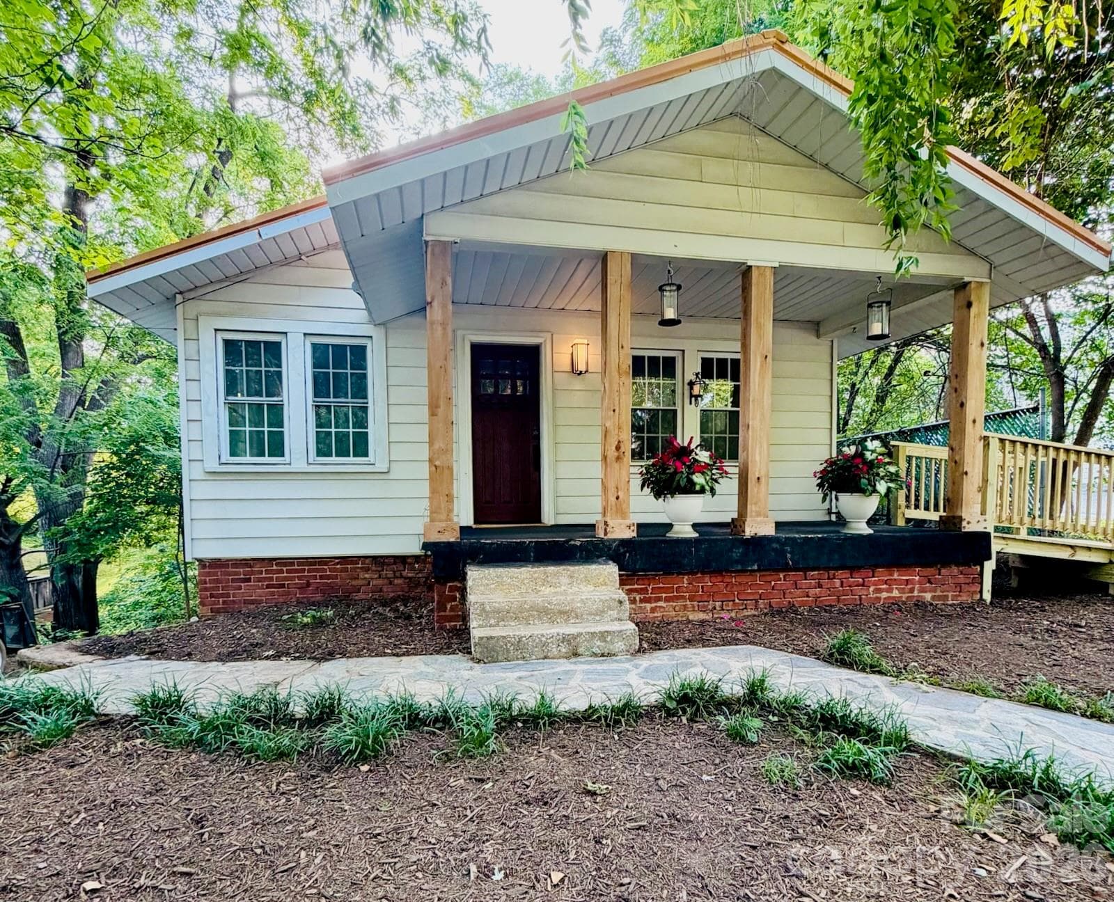 Single Family Residence at Asheville, photo 2 of 39