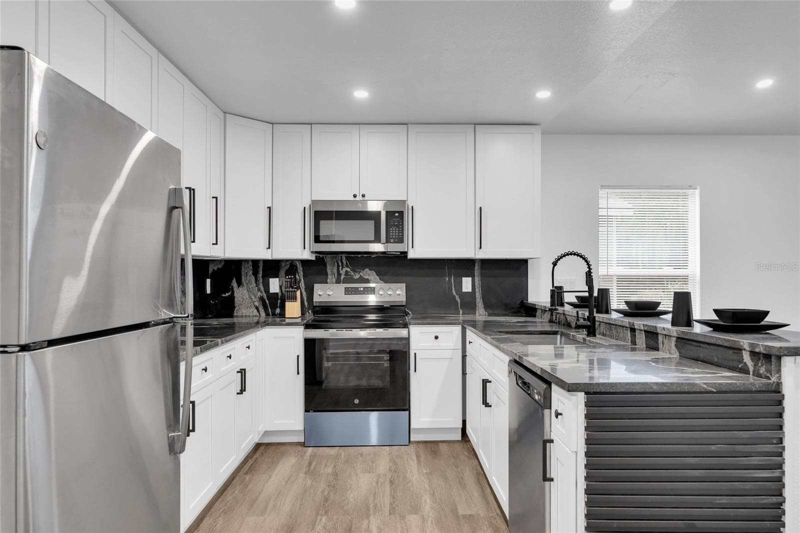 Single Family Residence at 1765 ROSEBERRY LN, SANFORD, photo 3 of 40