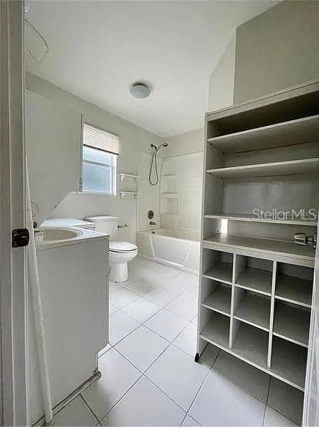 Triplex at 912 DRUID RD E, CLEARWATER, photo 21 of 30