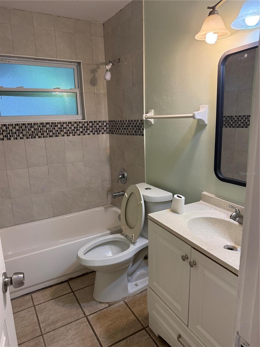 Single Family Residence at 3543 BALI DR, SARASOTA, photo 4 of 16