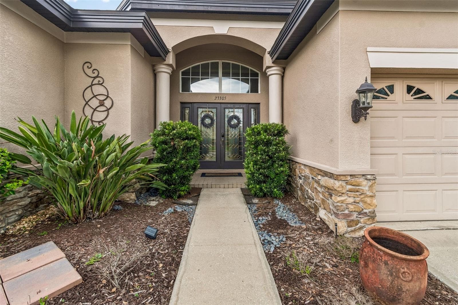 Single Family Residence at 23305 GRACEWOOD CIR, LAND O LAKES, photo 4 of 95
