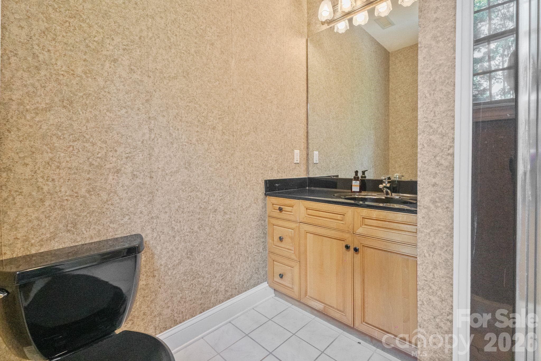 Single Family Residence at 107 Windsong Drive Extension, Fairview, photo 34 of 49