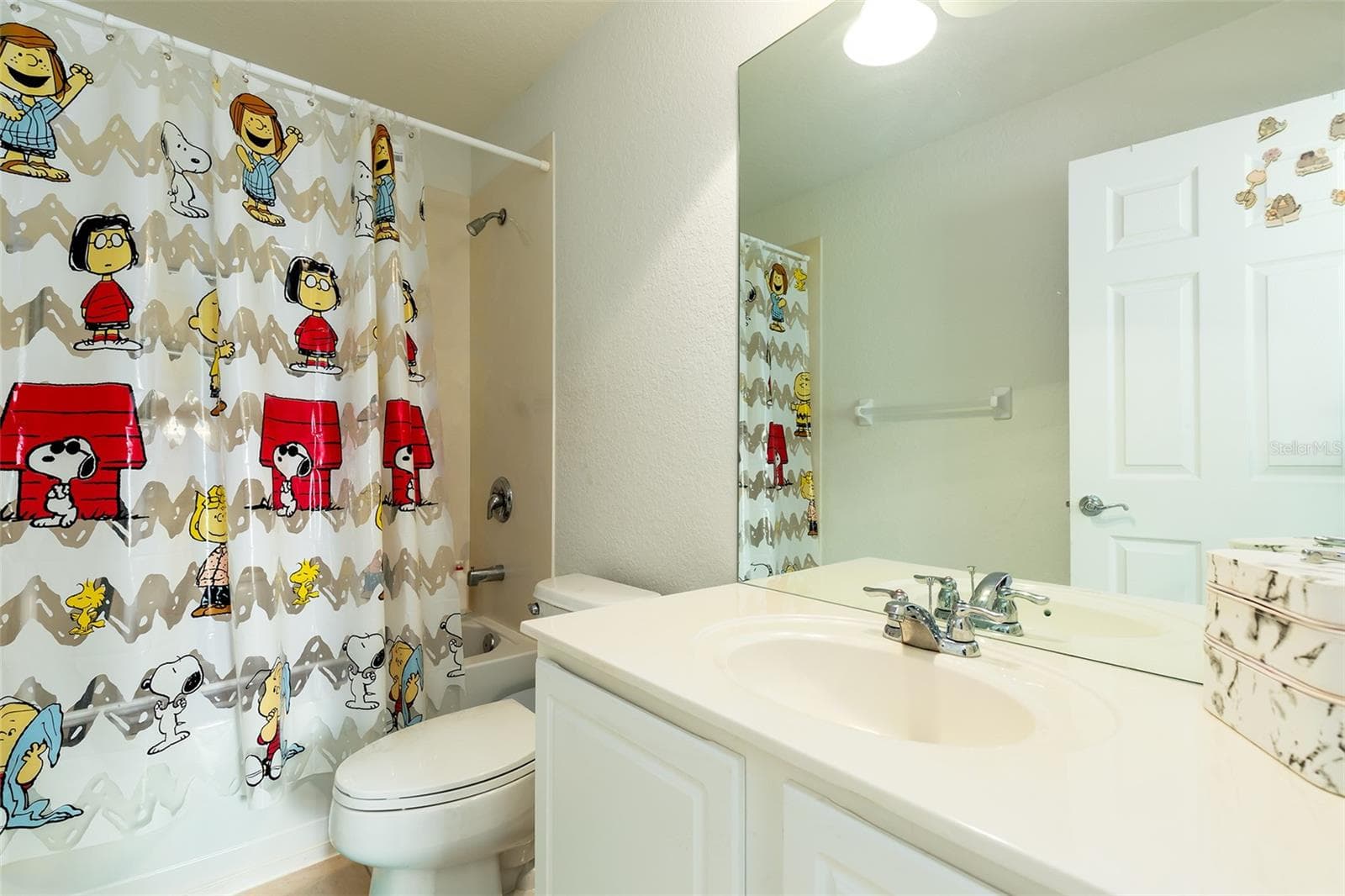 Townhouse at SPRING ISLE, ORLANDO, photo 13 of 18