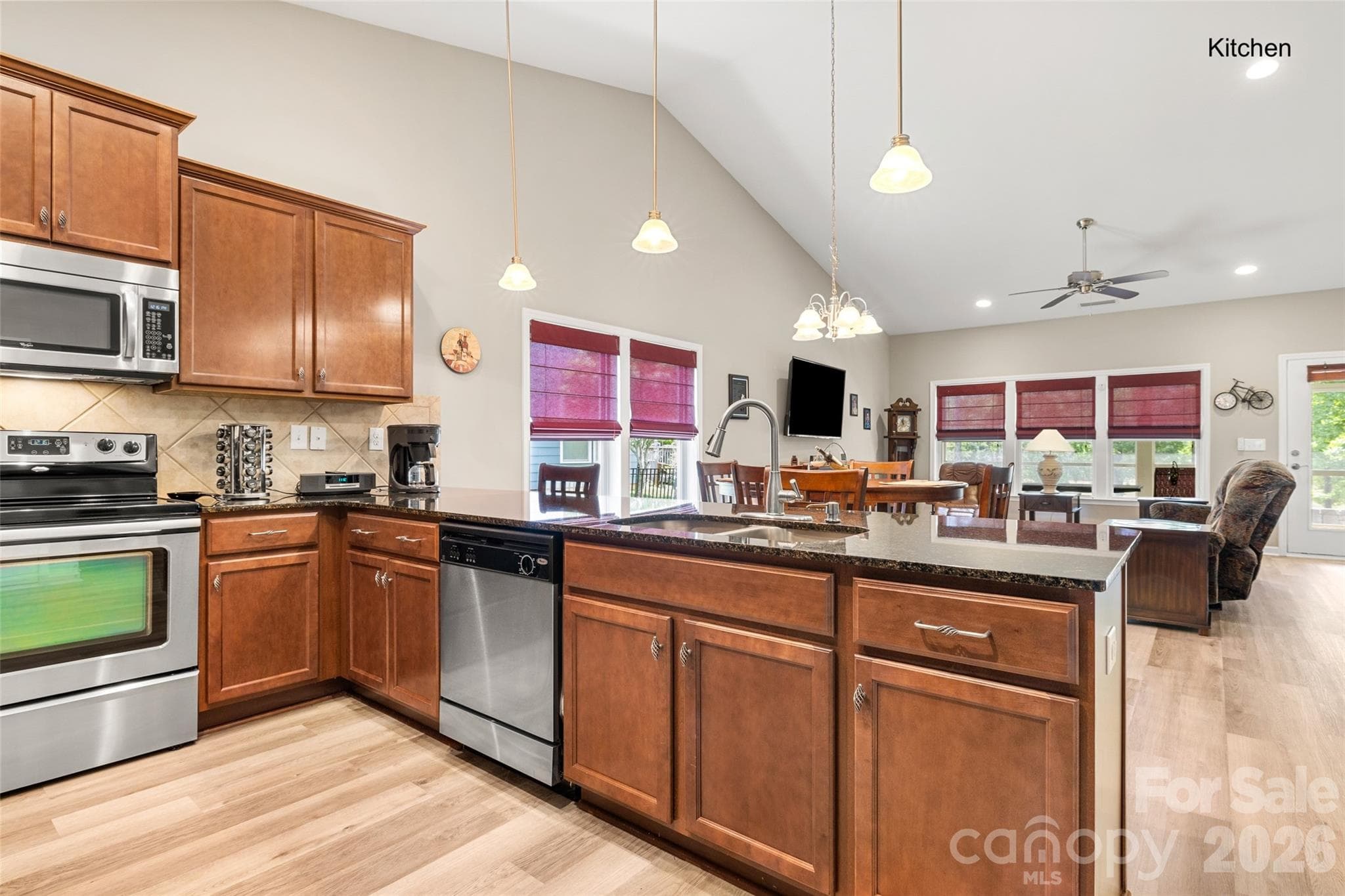 Single Family Residence at 25566 Seagull Drive, Lancaster, photo 11 of 47