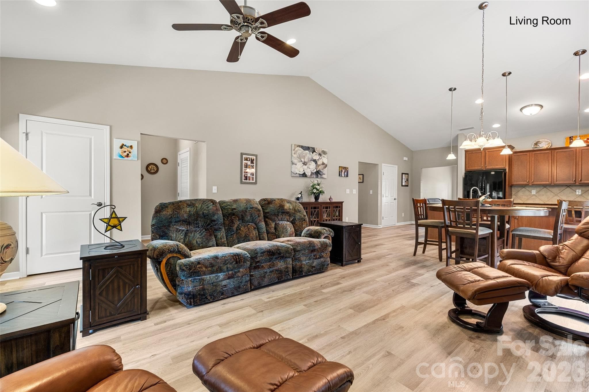 Single Family Residence at 25566 Seagull Drive, Lancaster, photo 17 of 47