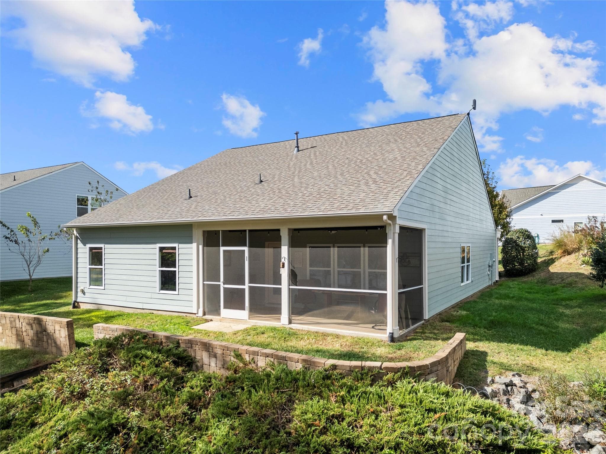 Spacious, screened in rear porch with additional yard space - 25566 Seagull Drive, Lancaster