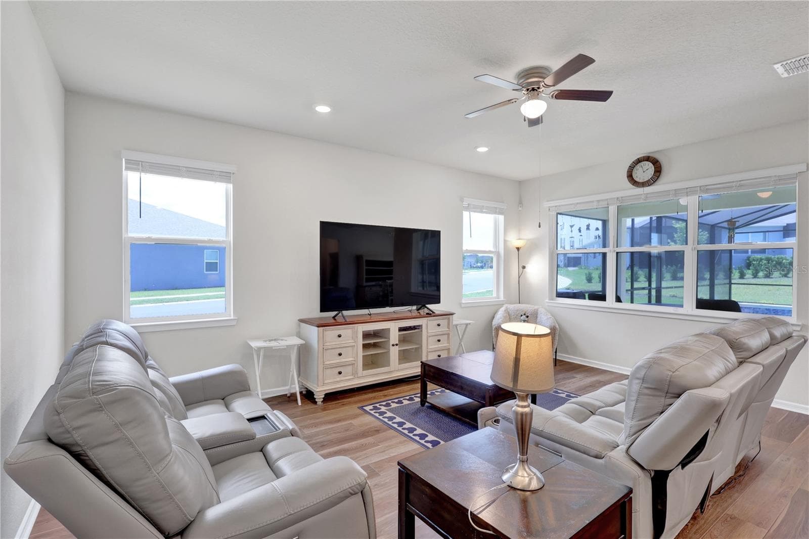 Single Family Residence at 13175 SUNNY RETREAT LN, WINTER GARDEN, photo 11 of 43