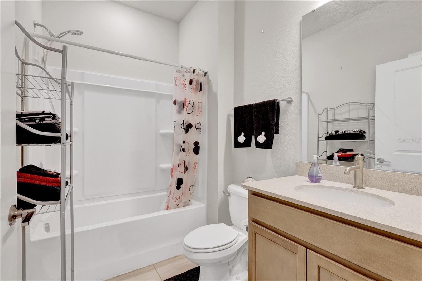 Single Family Residence at 13175 SUNNY RETREAT LN, WINTER GARDEN, photo 18 of 43