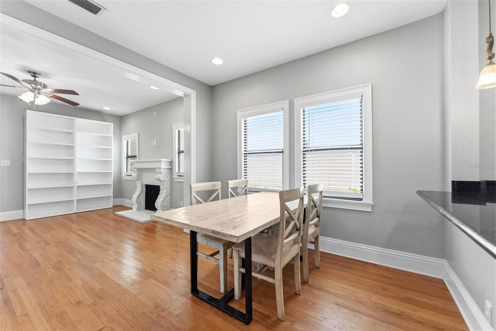 Single Family Residence at 1618 S ARRAWANA AVE, TAMPA, photo 17 of 48