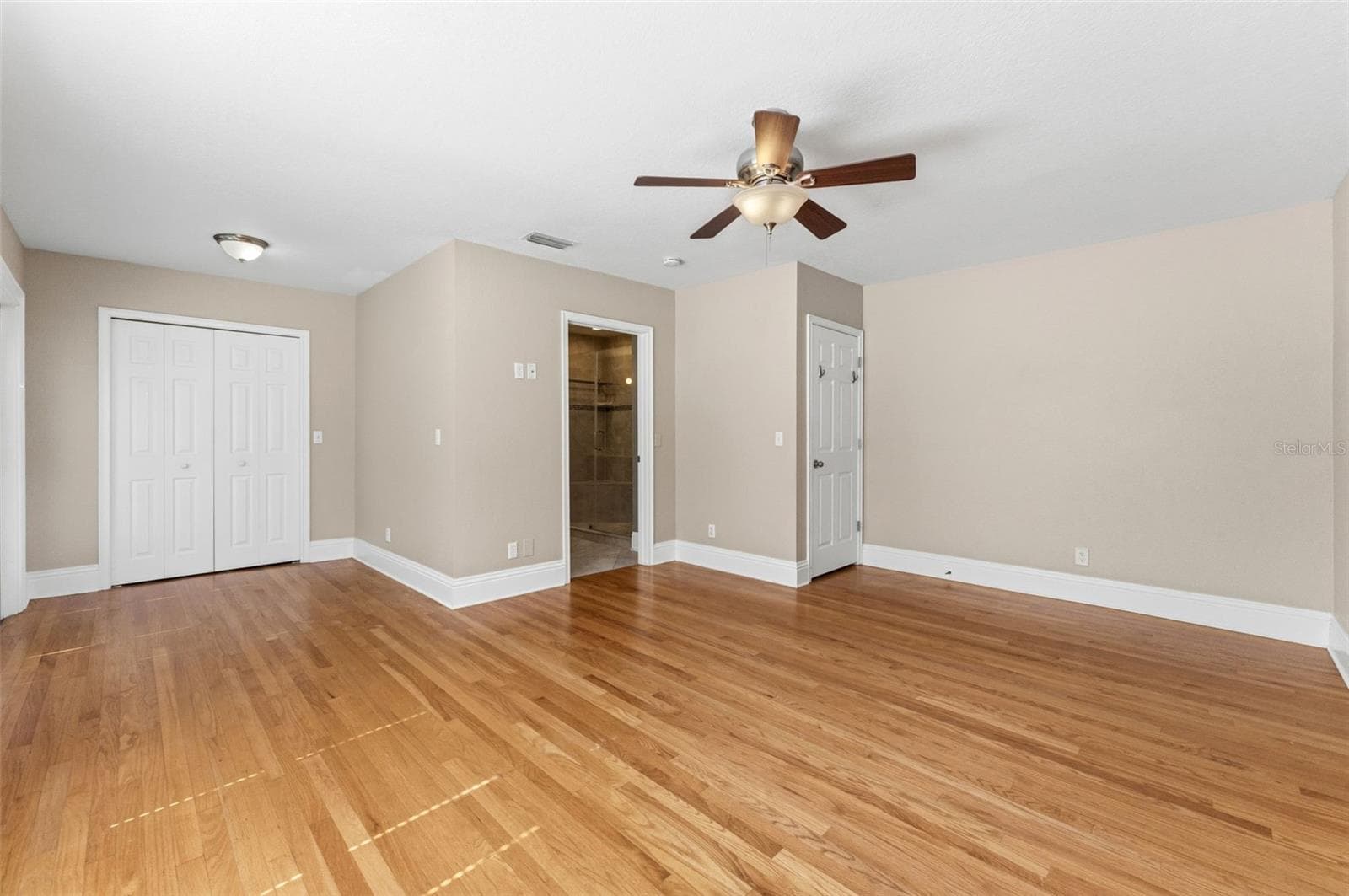 Single Family Residence at 1618 S ARRAWANA AVE, TAMPA, photo 24 of 48