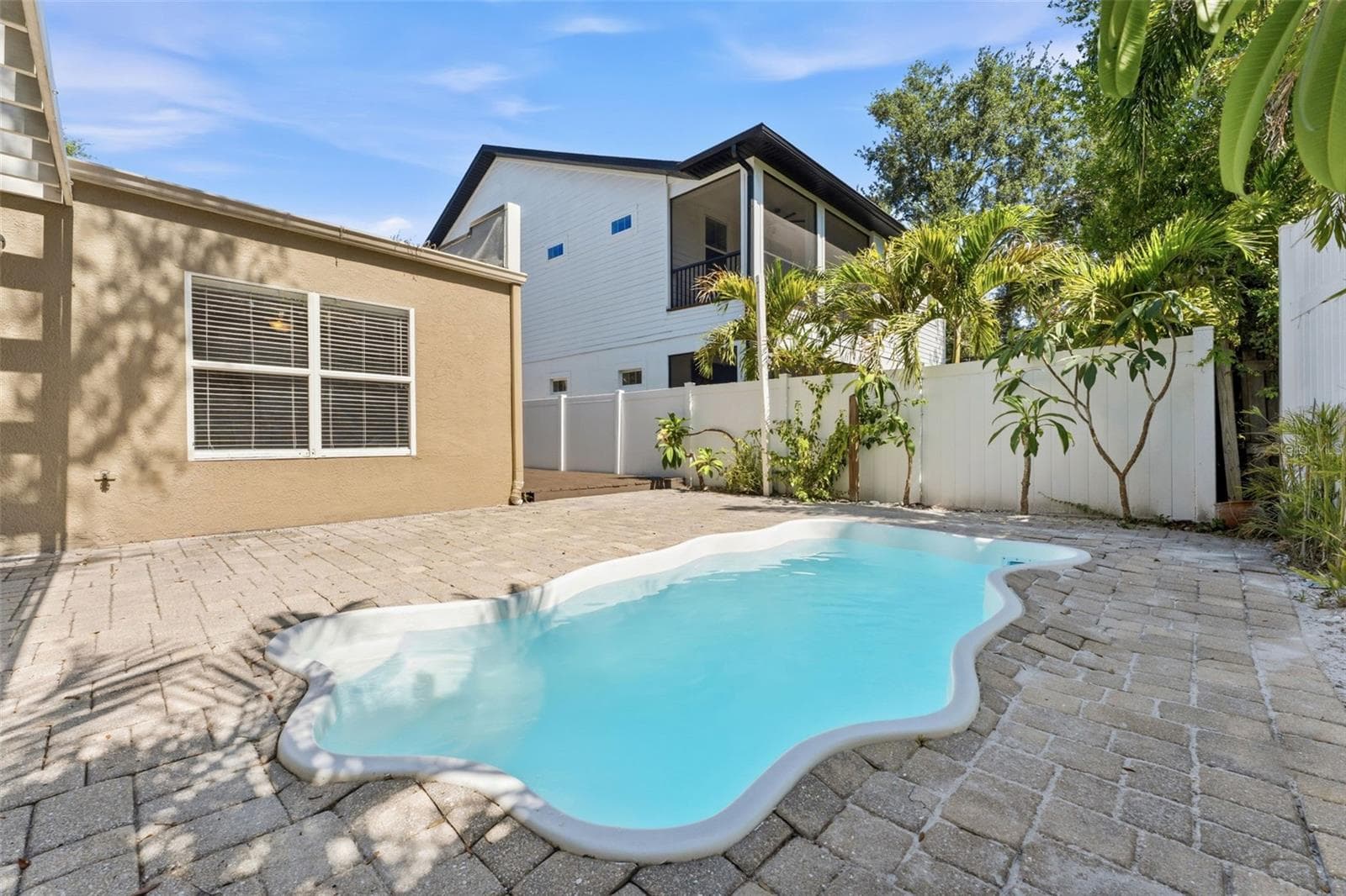 Single Family Residence at 1618 S ARRAWANA AVE, TAMPA, photo 36 of 48