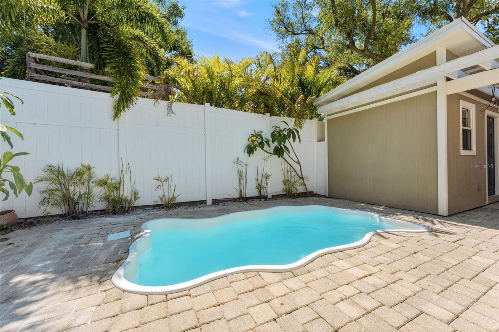 Single Family Residence at 1618 S ARRAWANA AVE, TAMPA, photo 38 of 48