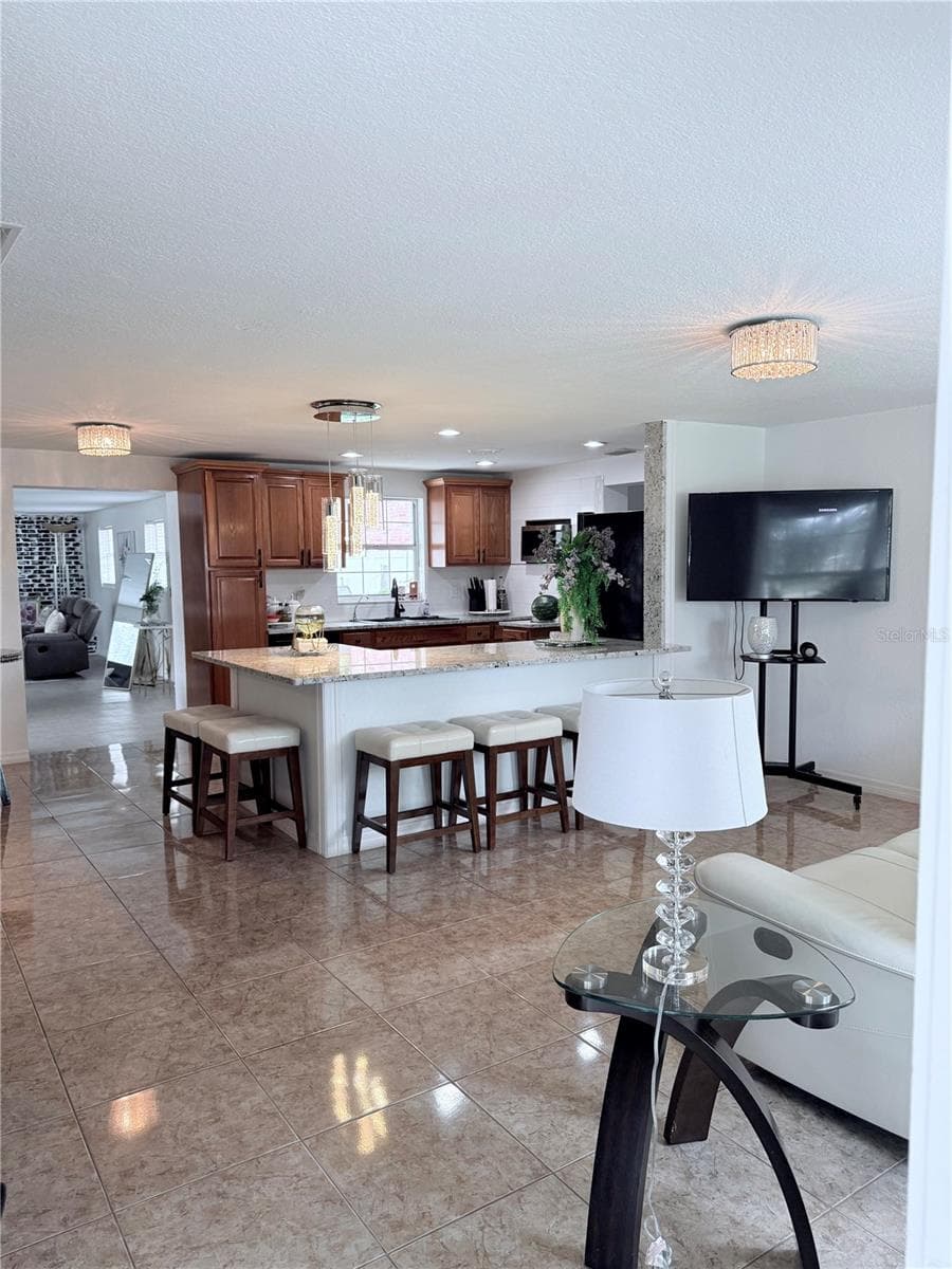 Single Family Residence at 5408 EUREKA SPRINGS RD, TAMPA, photo 6 of 44