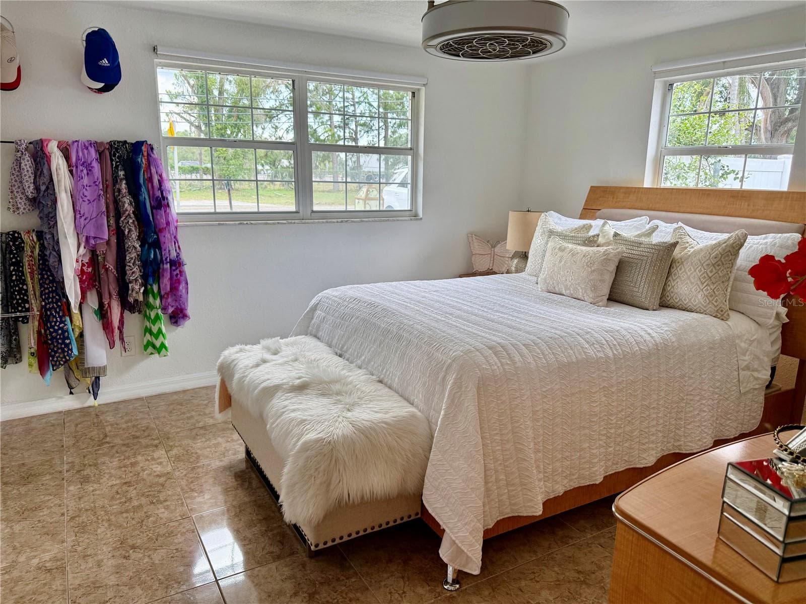 Single Family Residence at 5408 EUREKA SPRINGS RD, TAMPA, photo 23 of 44