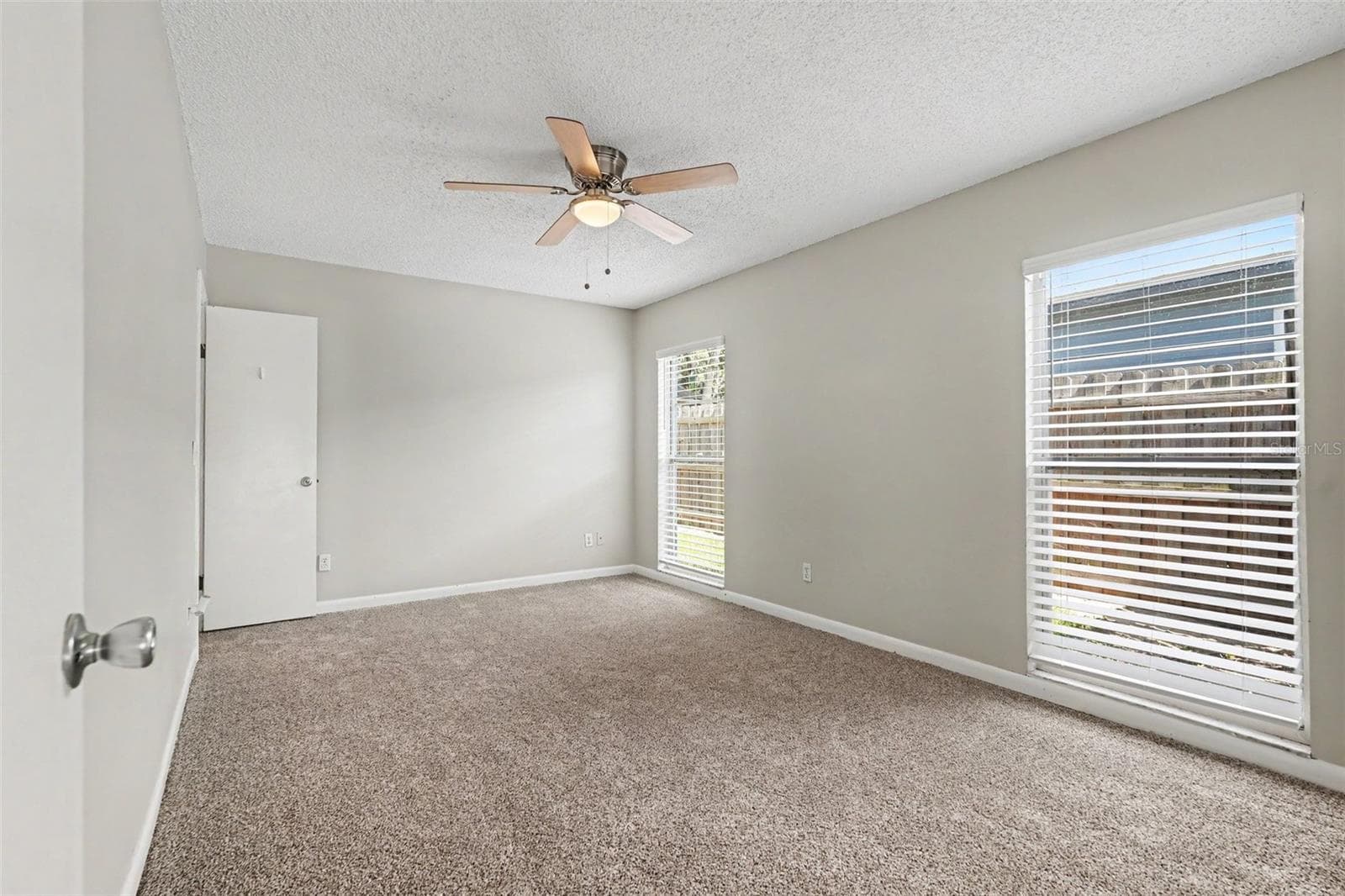 Single Family Residence at 3607 WOODHILL DR, BRANDON, photo 10 of 18