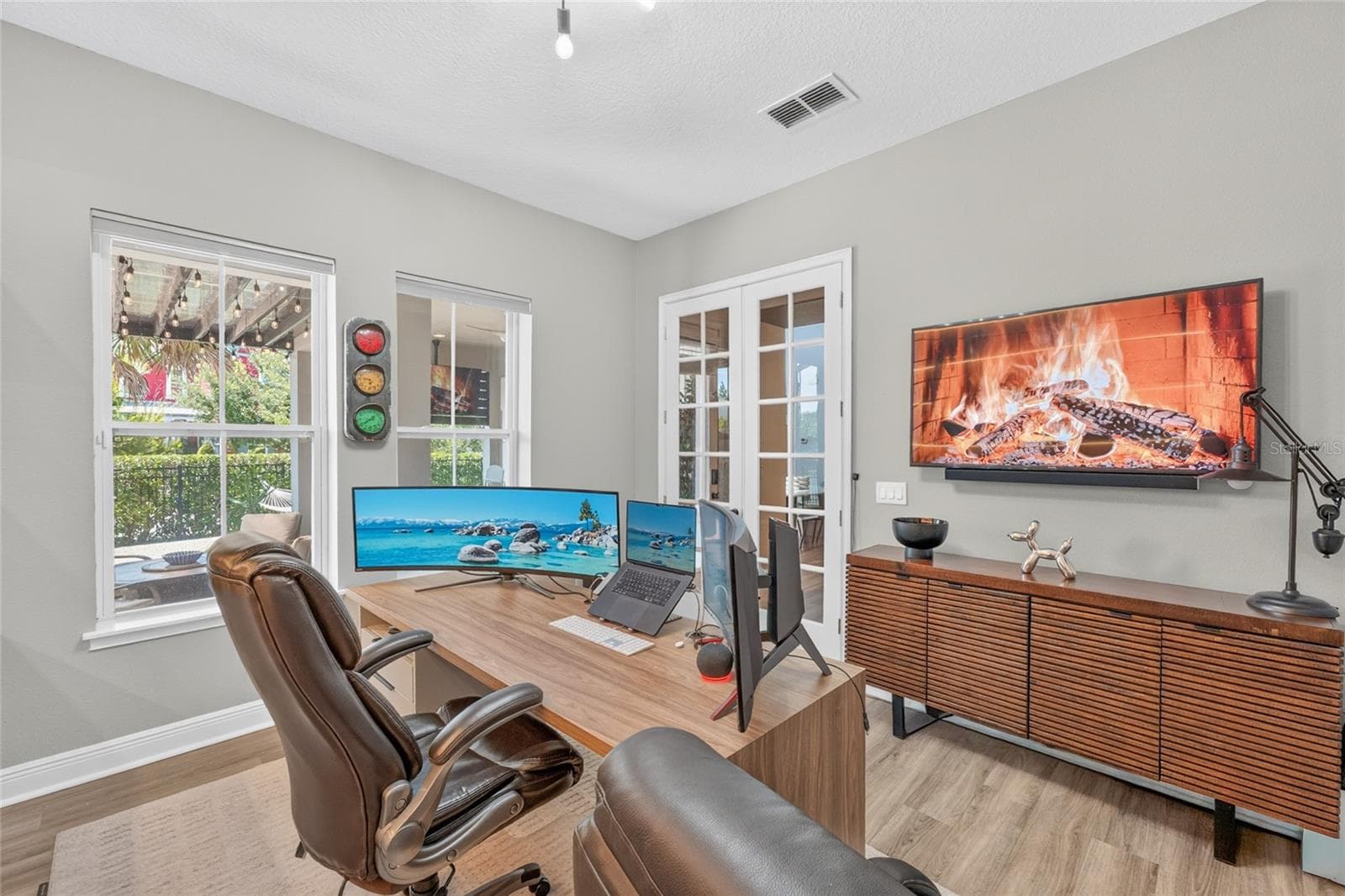 Single Family Residence at 13660 CHAUVIN AVE, ORLANDO, photo 21 of 81