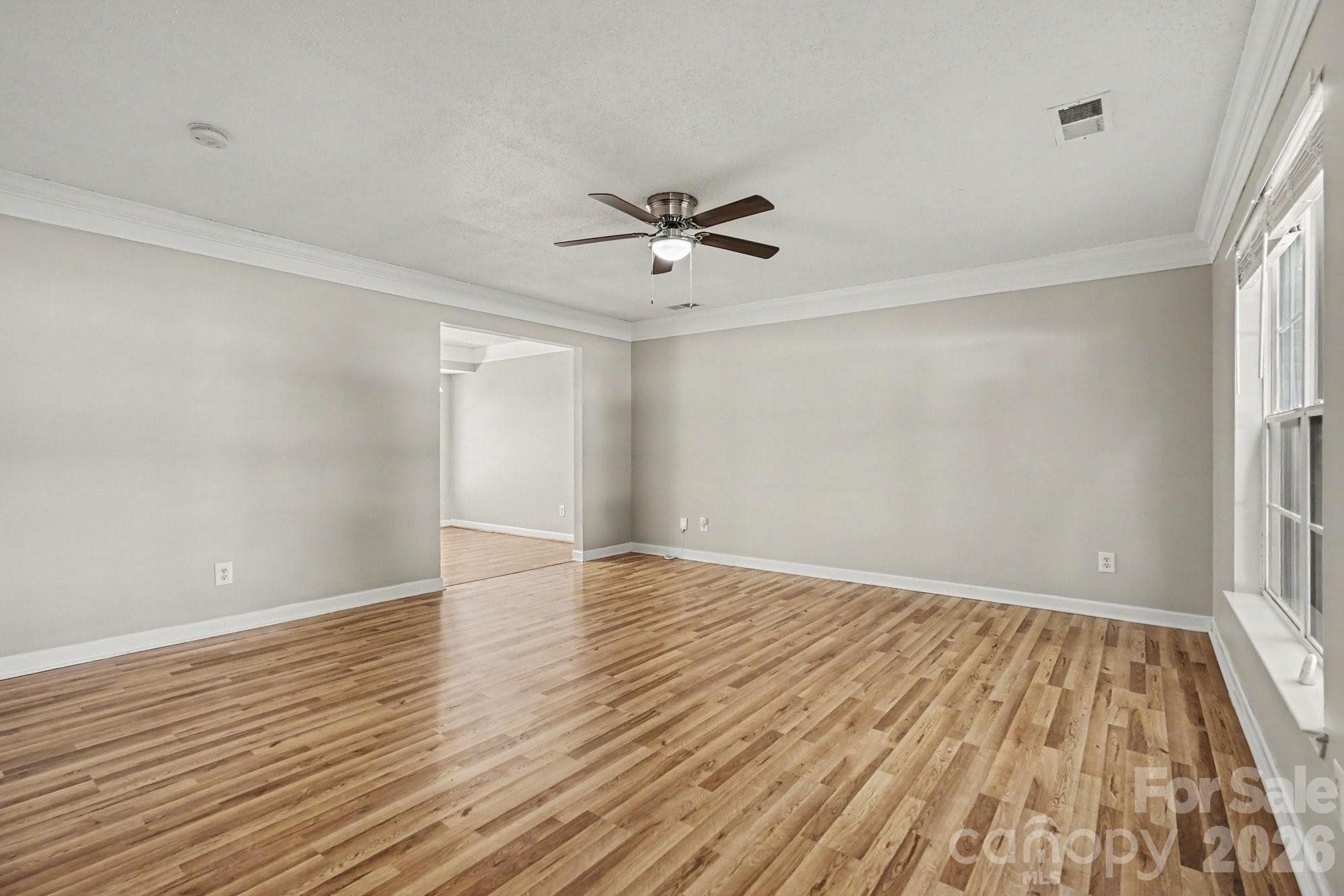 Single Family Residence at 1029 Jordans Pond Lane, Charlotte, photo 4 of 22